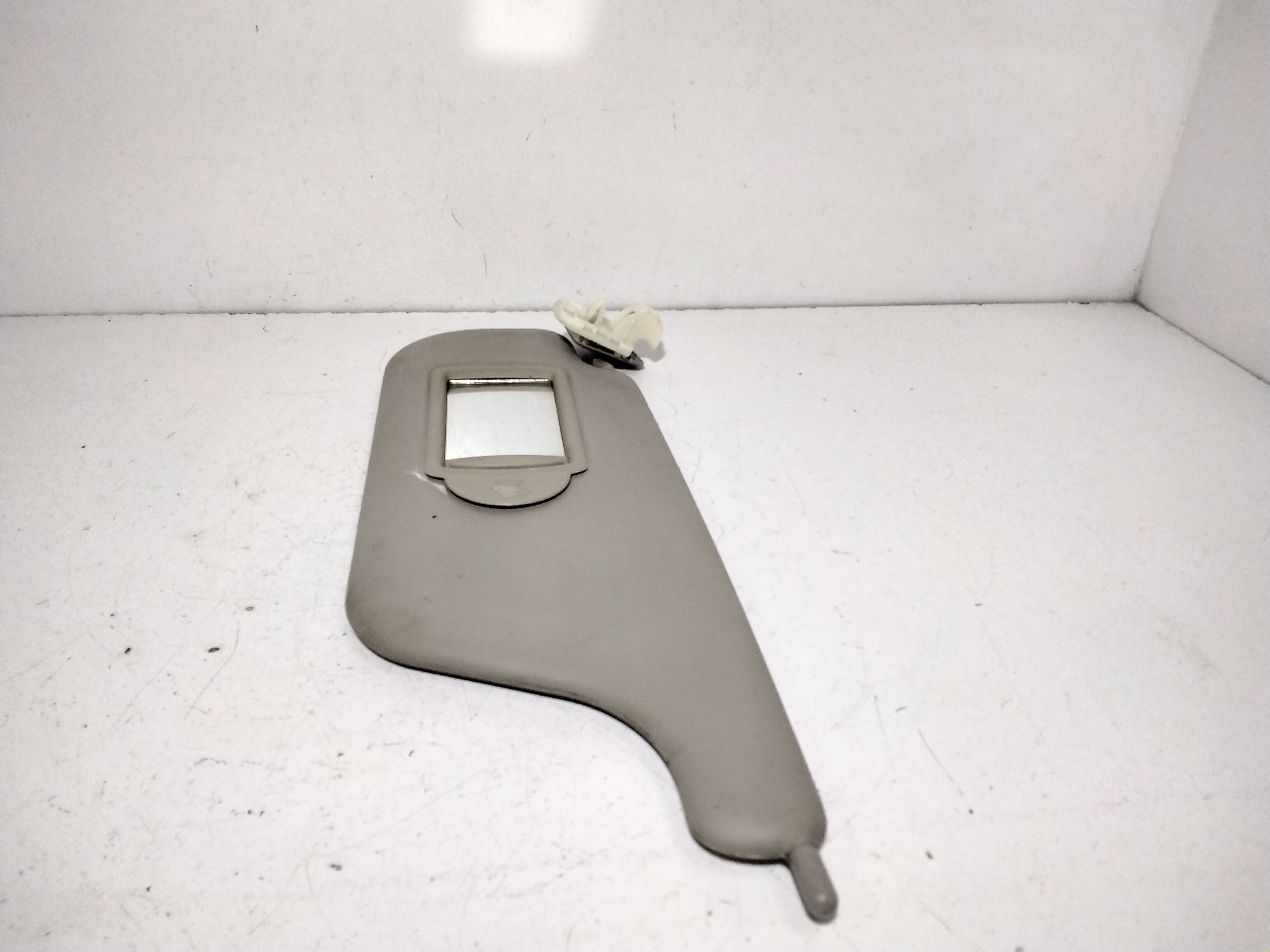 Parasole aletta anteriore Lato Guida RENAULT Clio Serie (08>15)