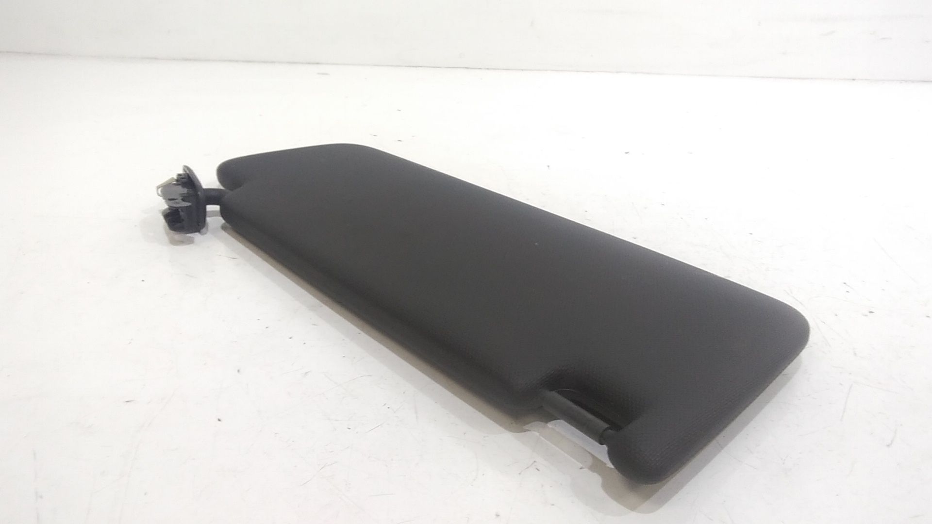 Parasole aletta anteriore Lato Guida AUDI A4 Avant (8W5)