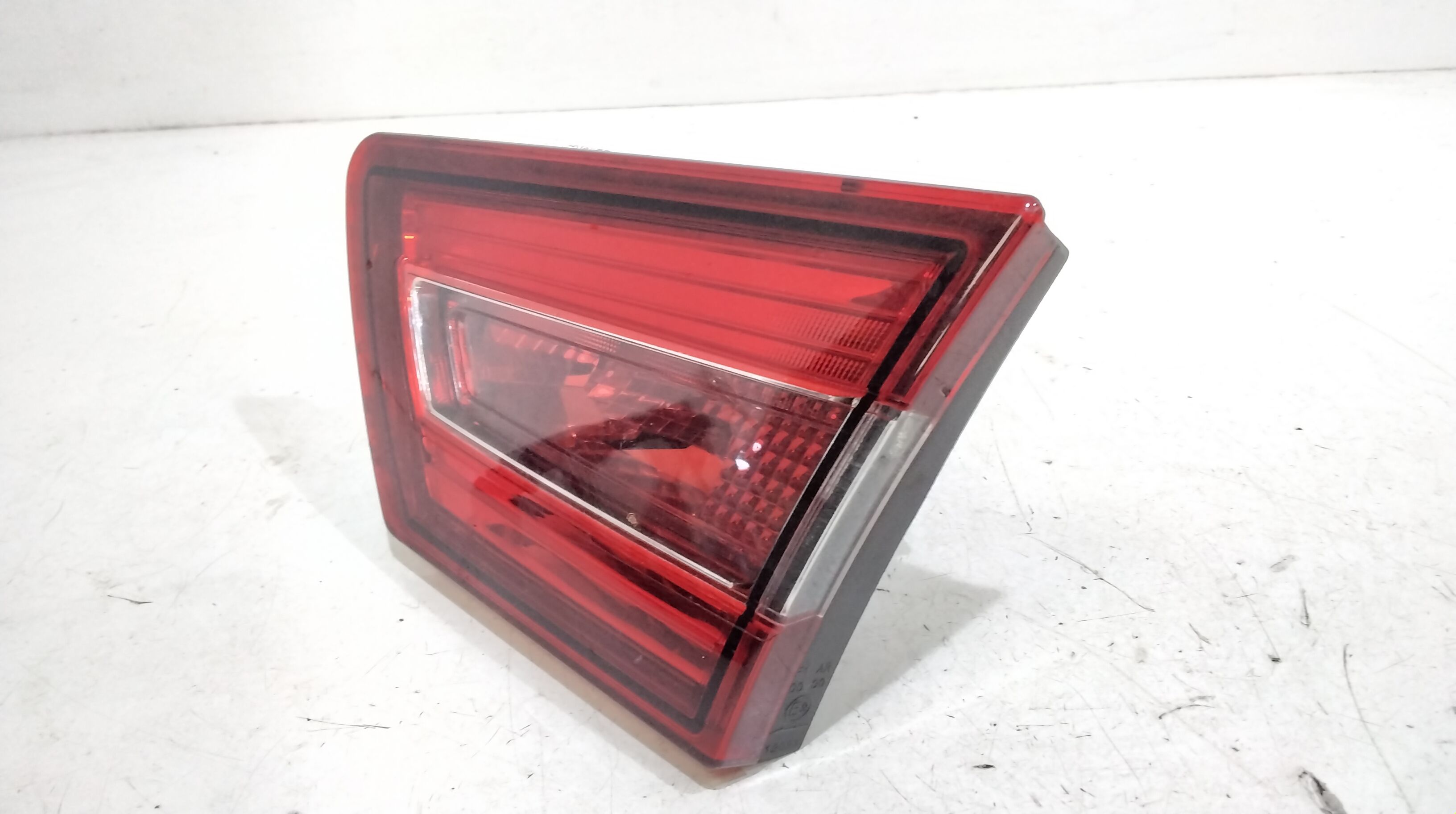 Stop Posteriore Destro Integrato nel Portello RENAULT Clio Serie IV (12>19)