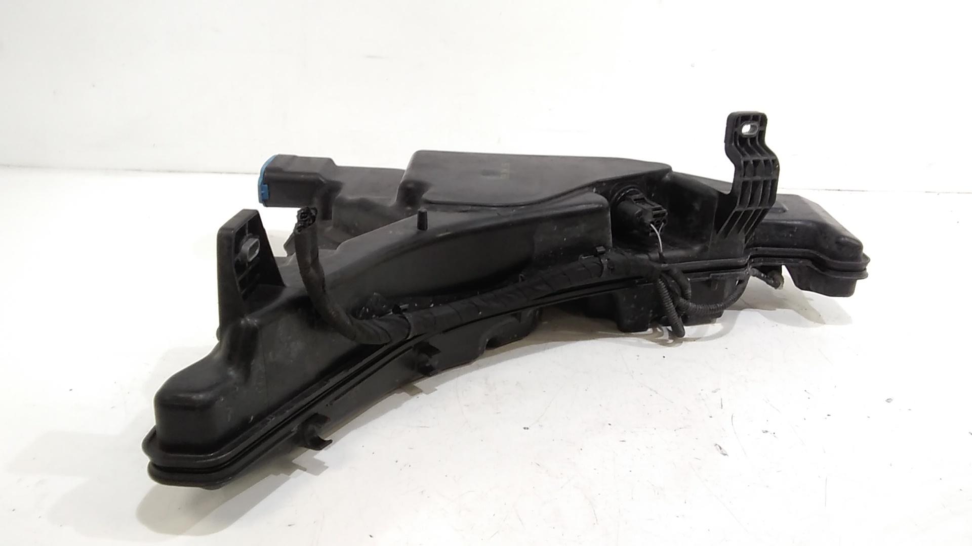 Vaschetta Tergi ant AUDI A4 Avant (8W5)