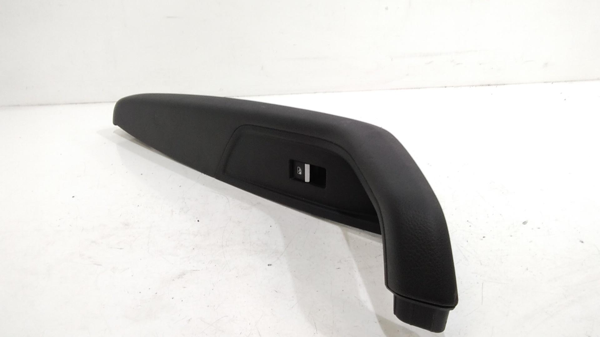 Pulsantiera Anteriore Destra Passeggero AUDI A4 Avant (8W5)