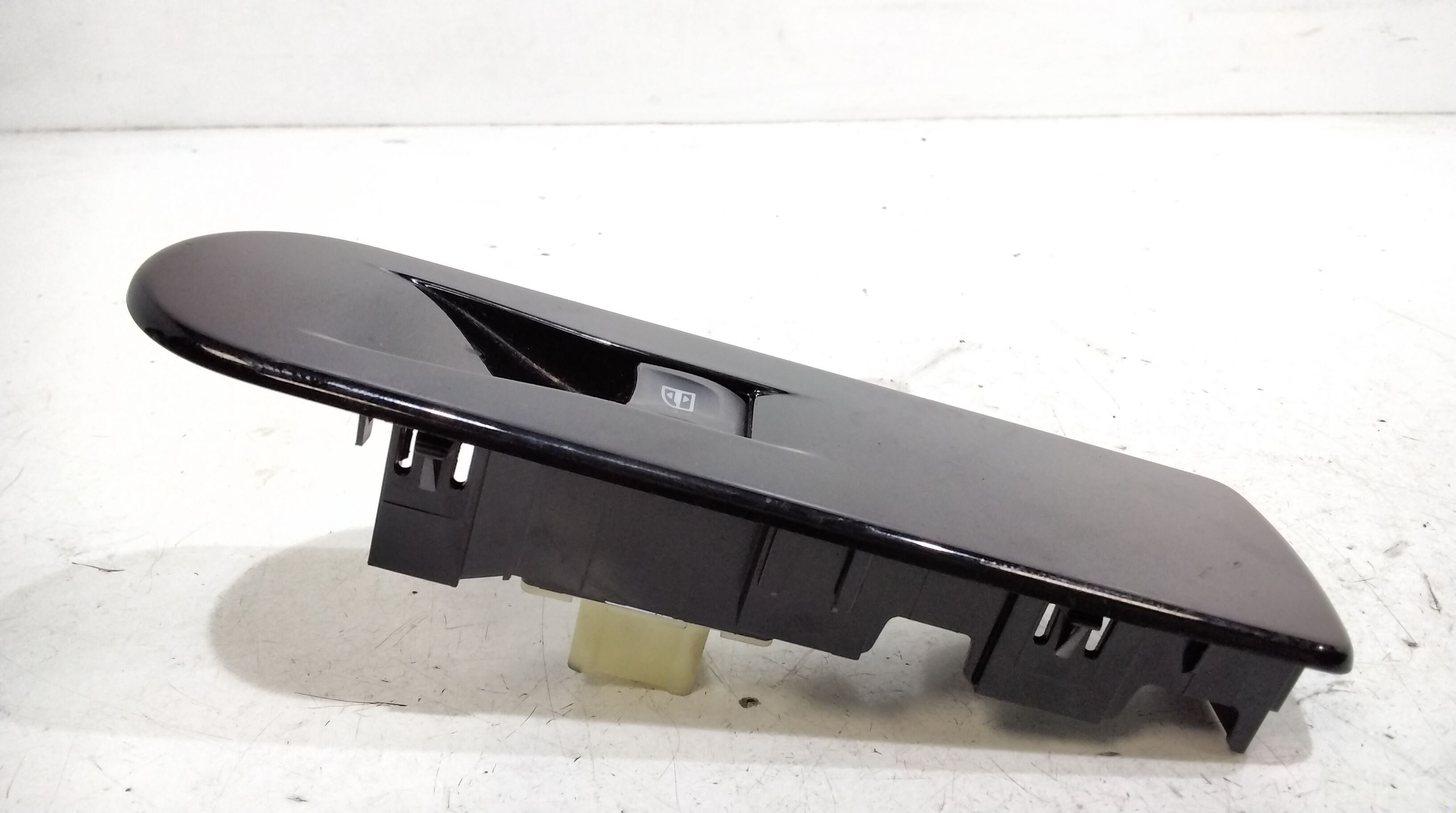 Pulsantiera Anteriore Destra Passeggero RENAULT Clio Serie IV (12>19)