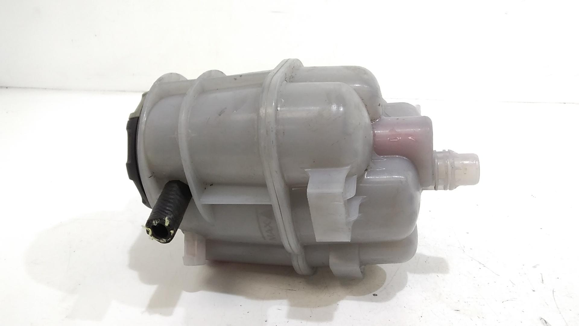 Vaschetta liquido radiatore AUDI A4 Avant (8W5)