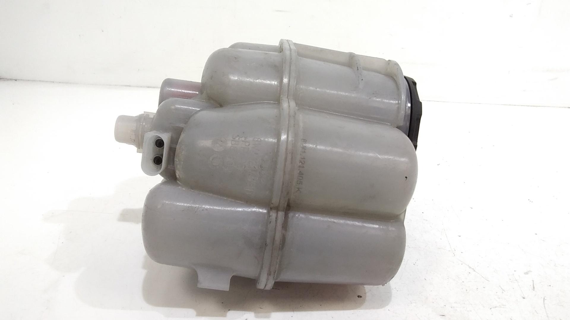 Vaschetta liquido radiatore AUDI A4 Avant (8W5)