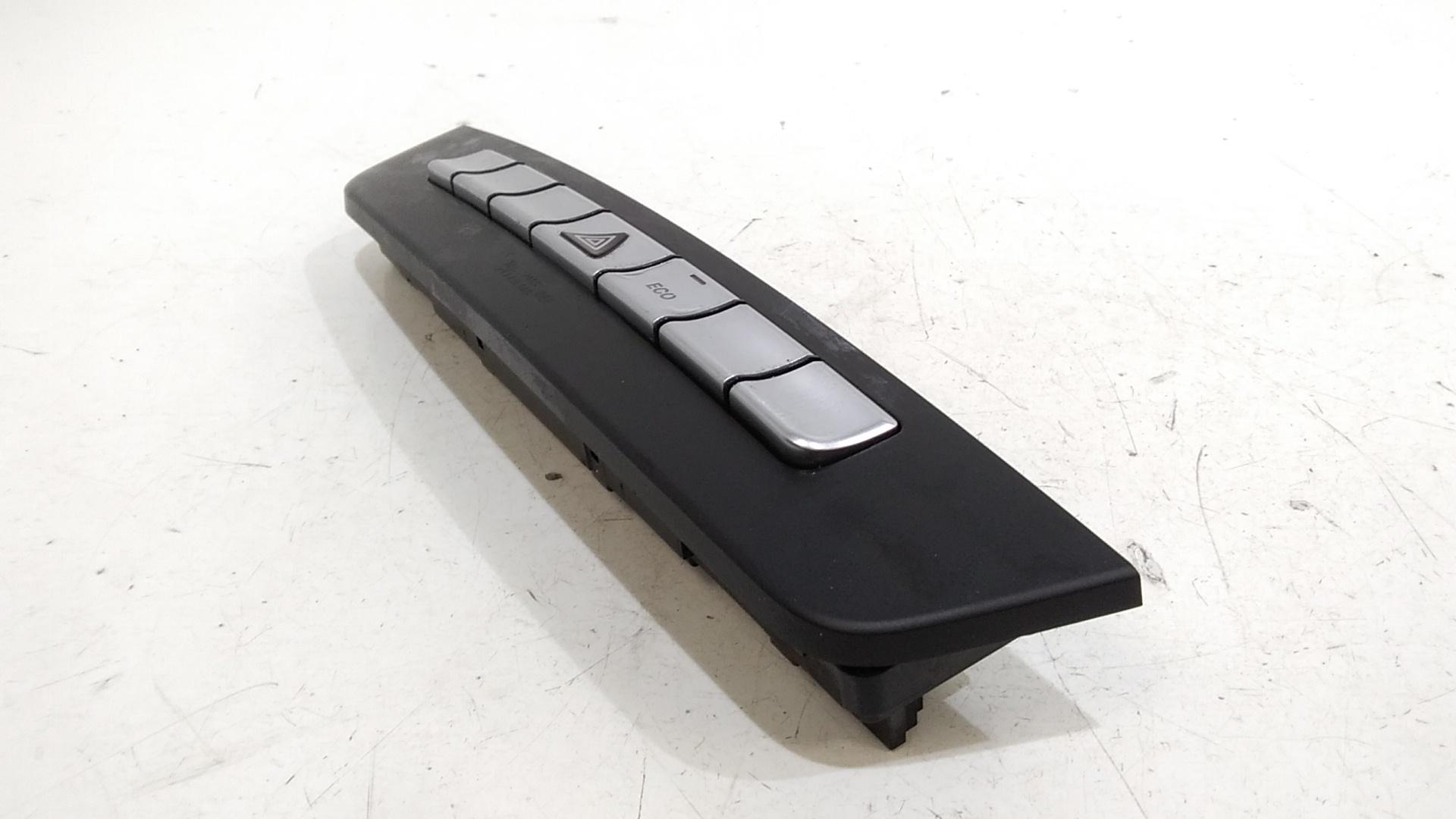 Pulsantiera Centrale MERCEDES Classe C S. Wagon W204 2 Serie