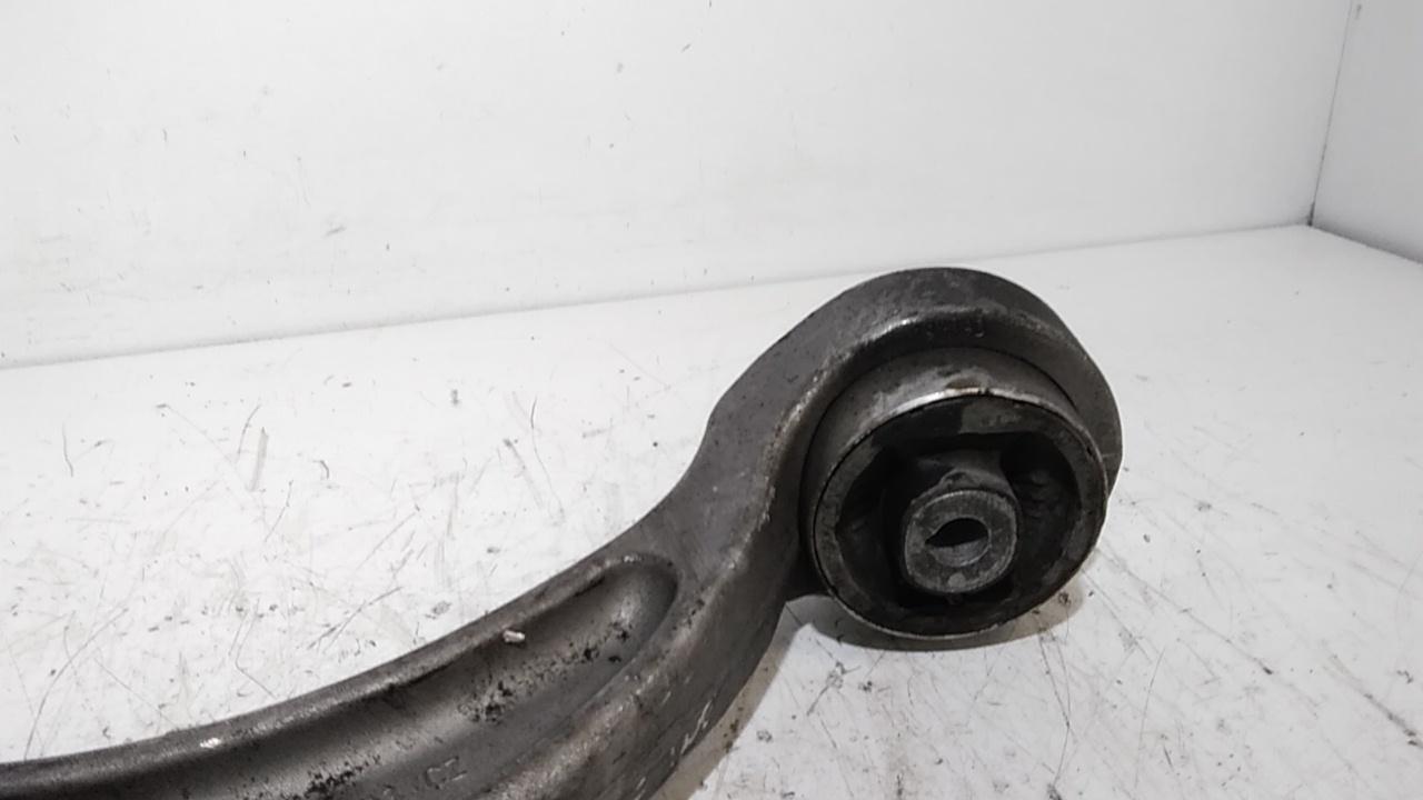 Braccio Oscillante anteriore Sinistro AUDI A4 Avant (8W5)