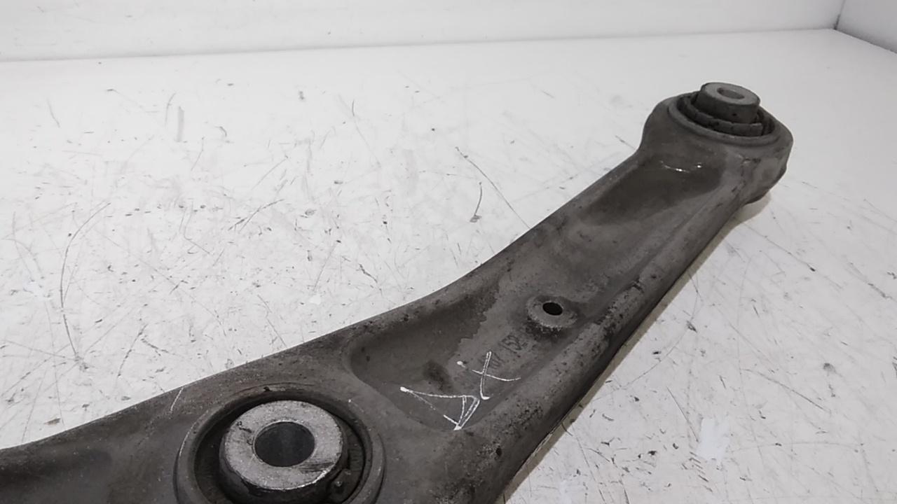 Braccio Oscillante anteriore destro AUDI A4 Avant (8W5)