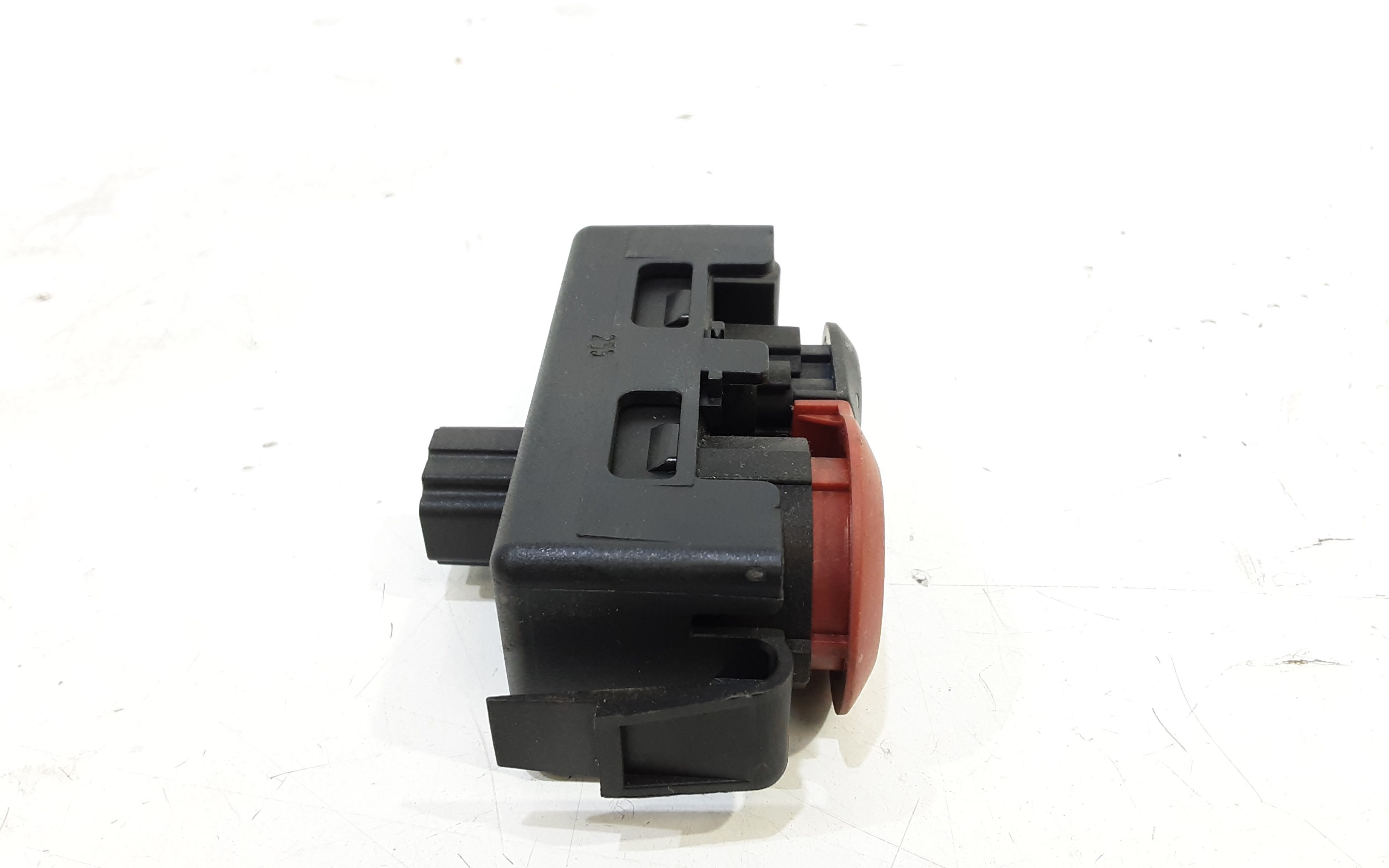 Pulsante luci di emergenza RENAULT Modus 1 Serie