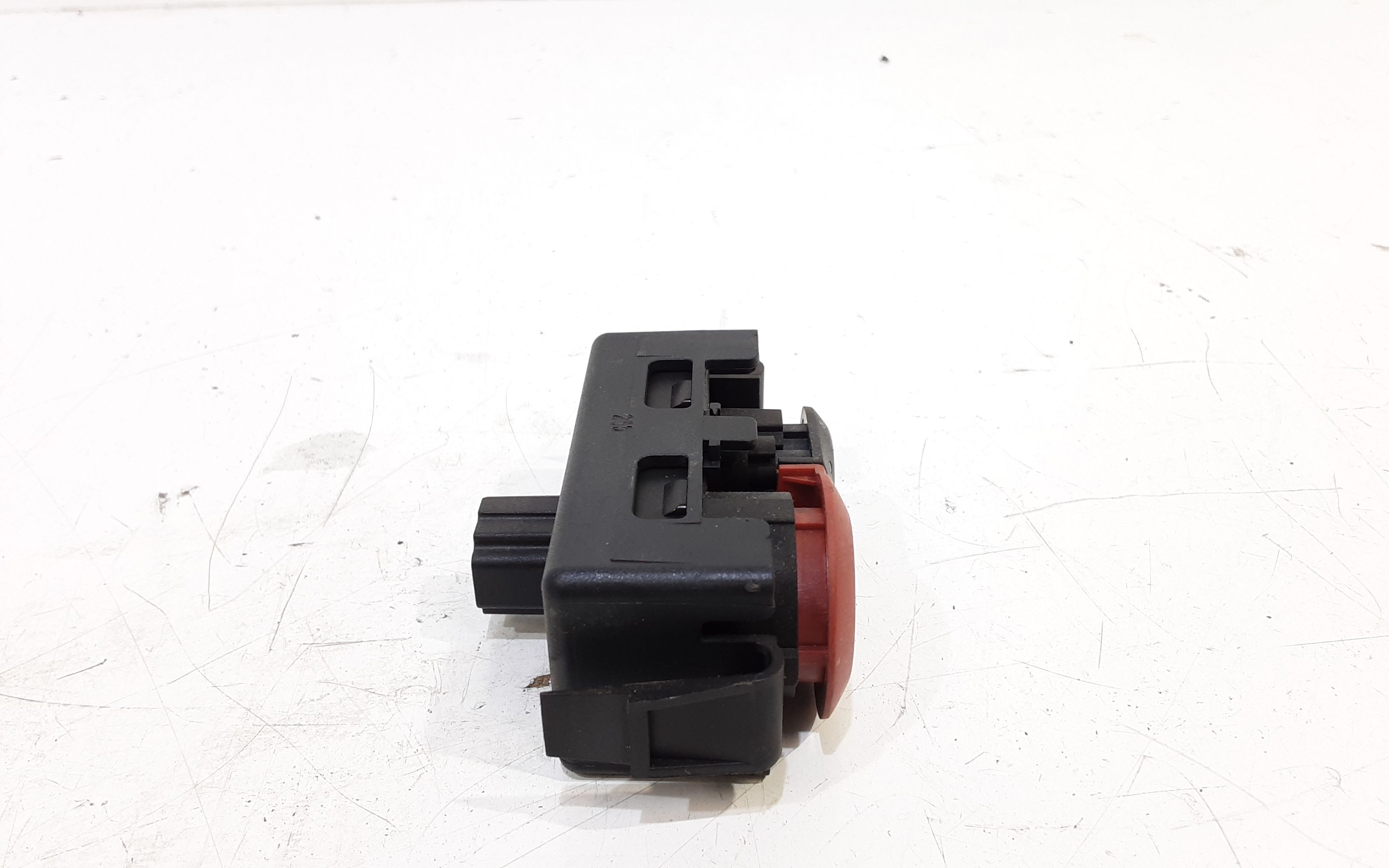 Pulsante luci di emergenza RENAULT Modus 1 Serie