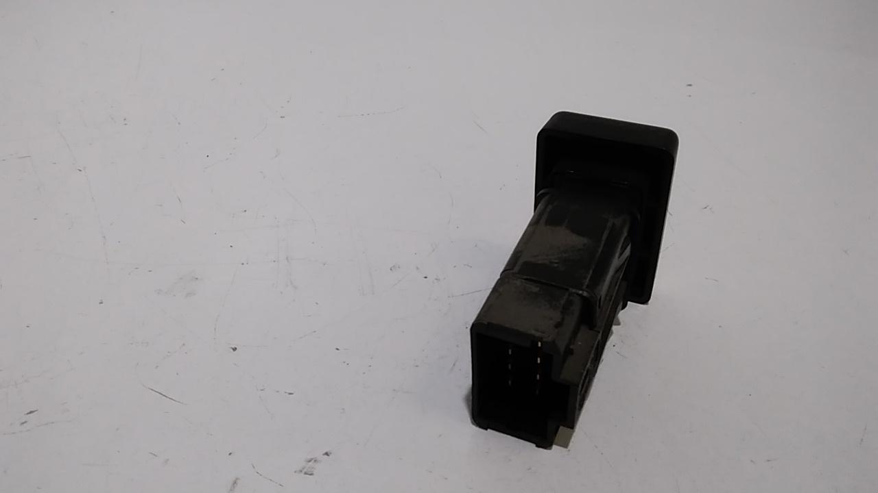 Pulsante luci di emergenza DACIA Logan MCV