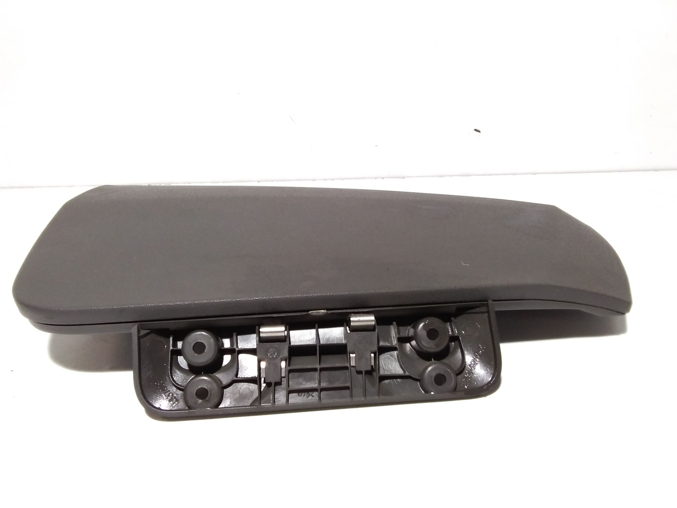 Sportellino porta oggetti