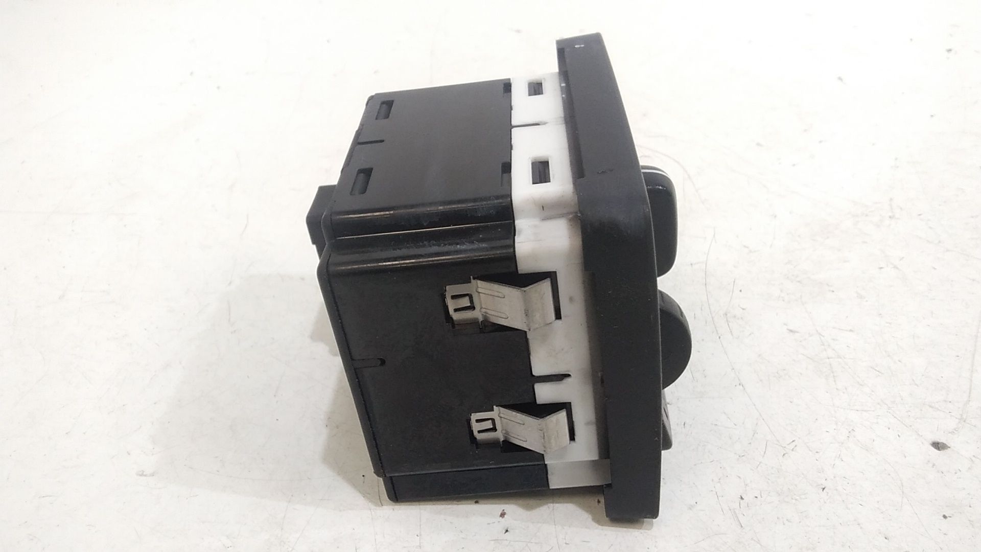 Interruttore comando luci VOLVO V50 2 Serie