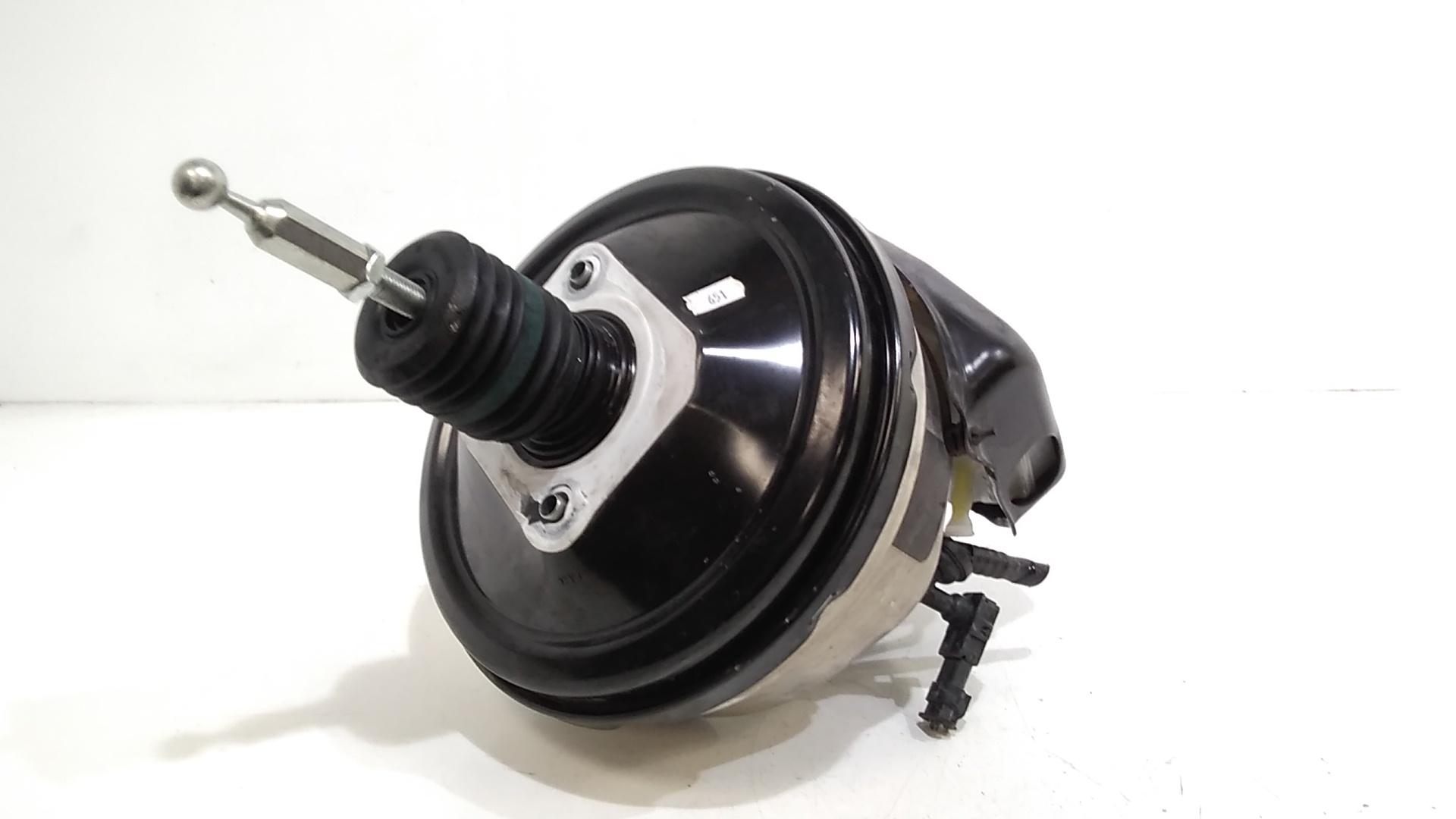 Servofreno AUDI A4 Avant (8W5)