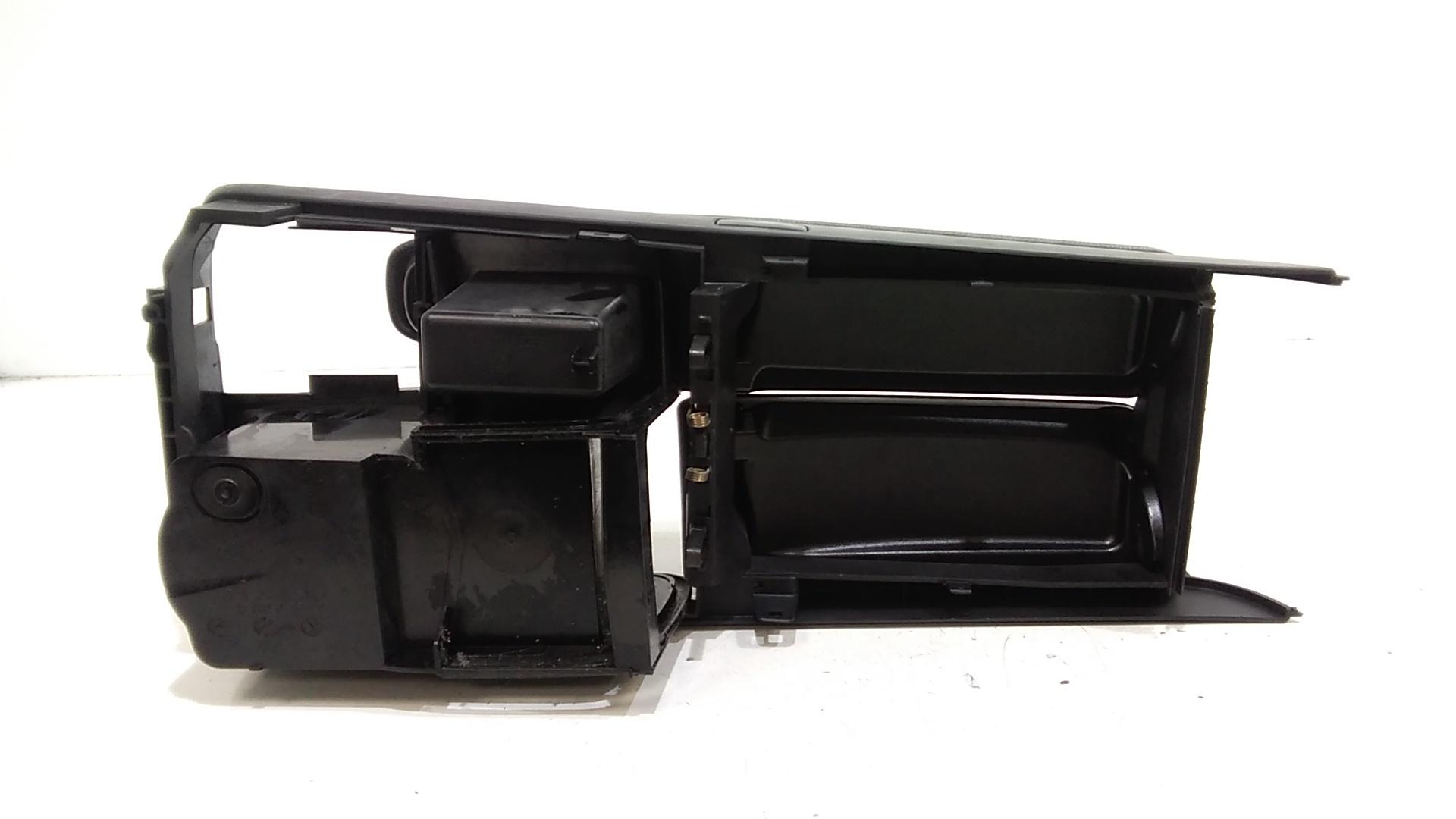 Bracciolo centrale MERCEDES Classe C S. Wagon W204 2 Serie