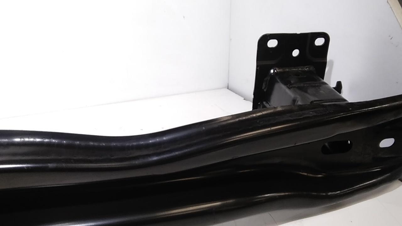 Rinforzo paraurti posteriore VOLKSWAGEN Tiguan Serie