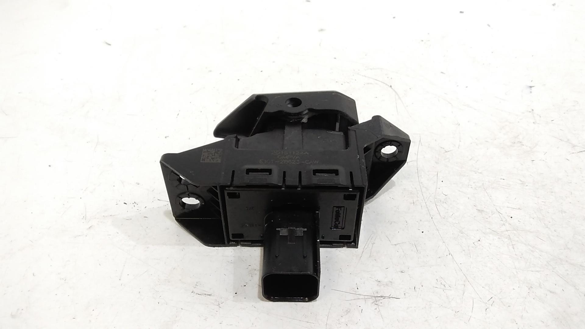 Pulsante freno di stazionamento FORD S - Max Serie (15>18)