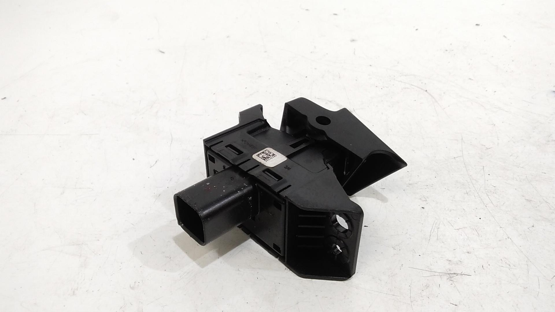 Pulsante freno di stazionamento FORD S - Max Serie (15>18)