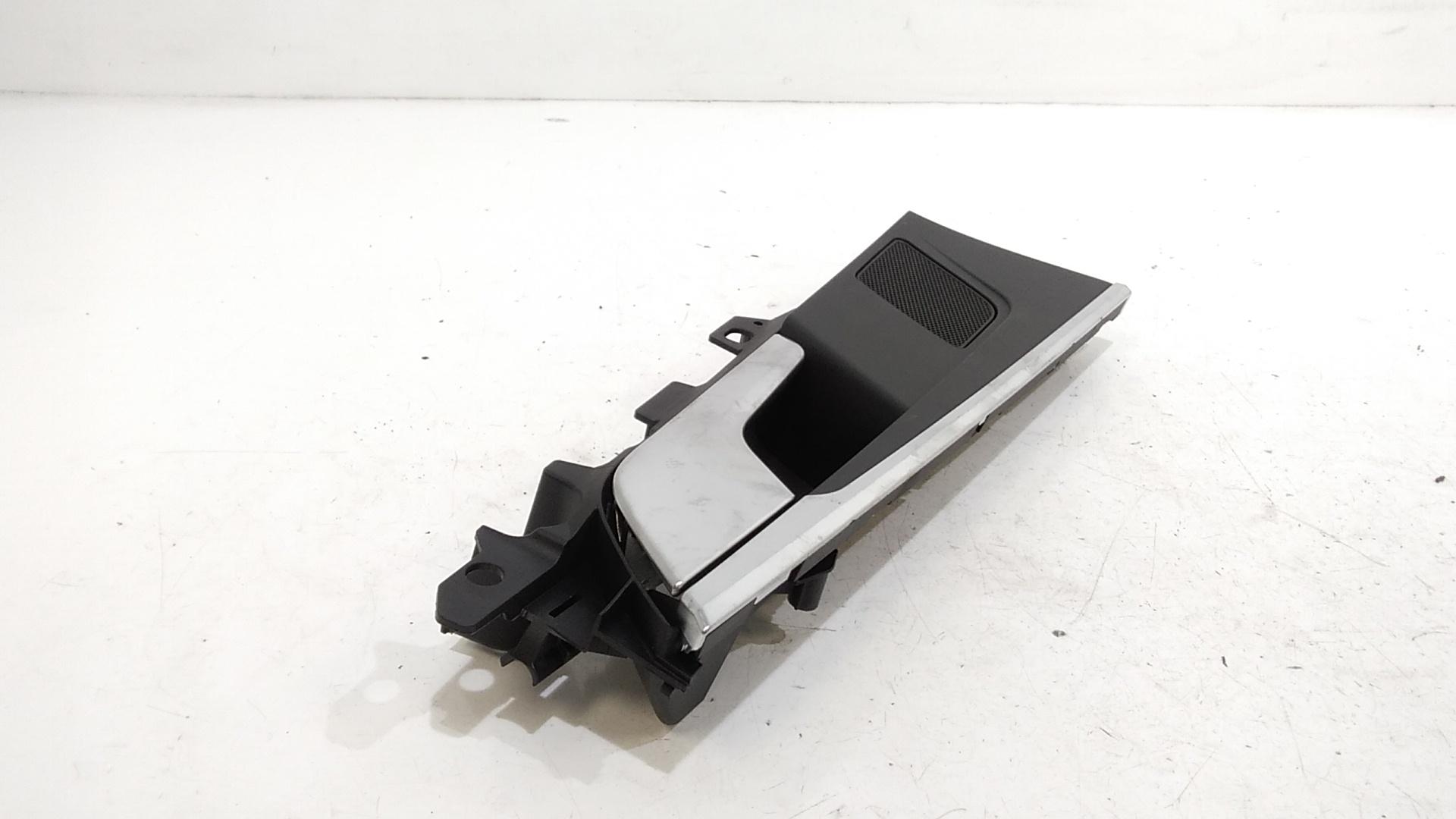 Maniglia interna Posteriore Destra AUDI A4 Avant (8W5)