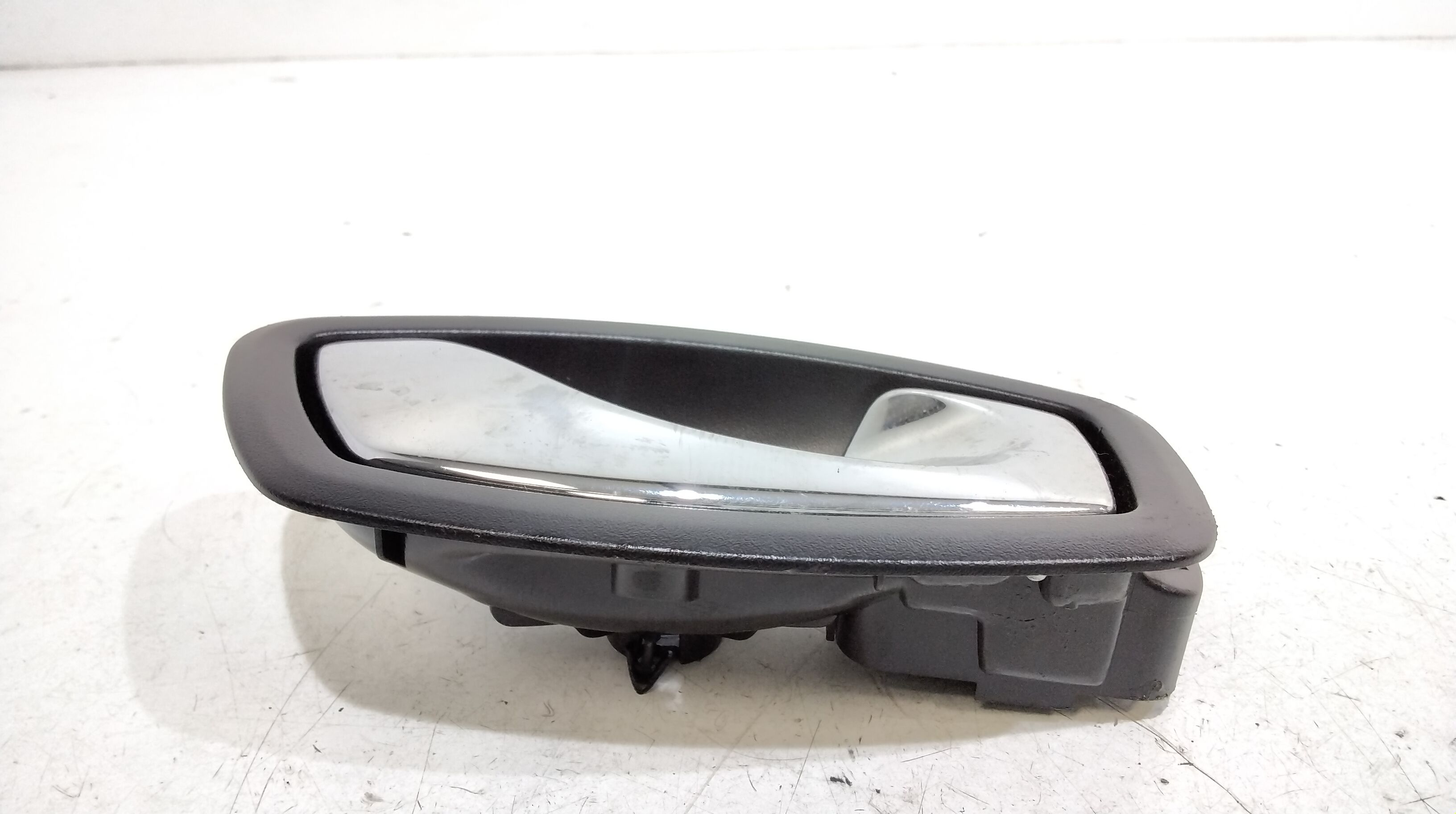 Maniglia interna Posteriore Destra RENAULT Clio Serie IV (12>19)