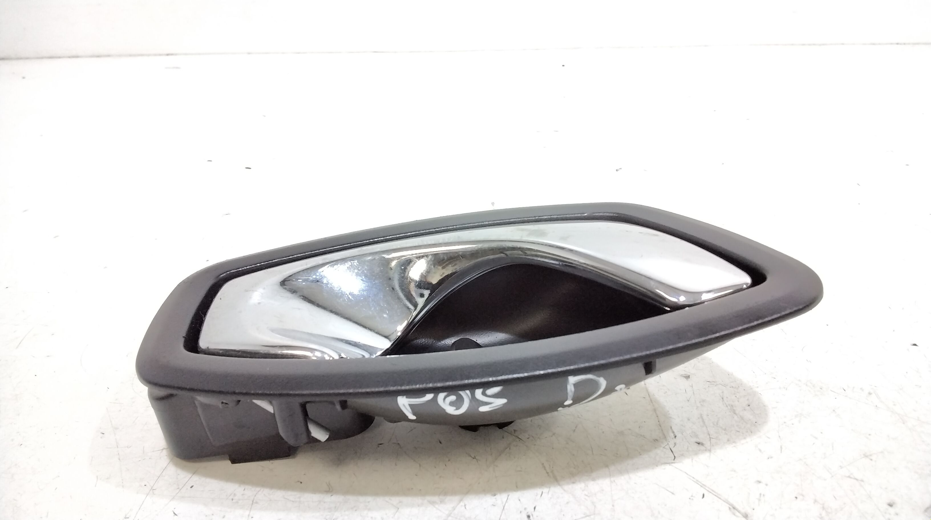 Maniglia interna Posteriore Destra RENAULT Clio Serie IV (12>19)