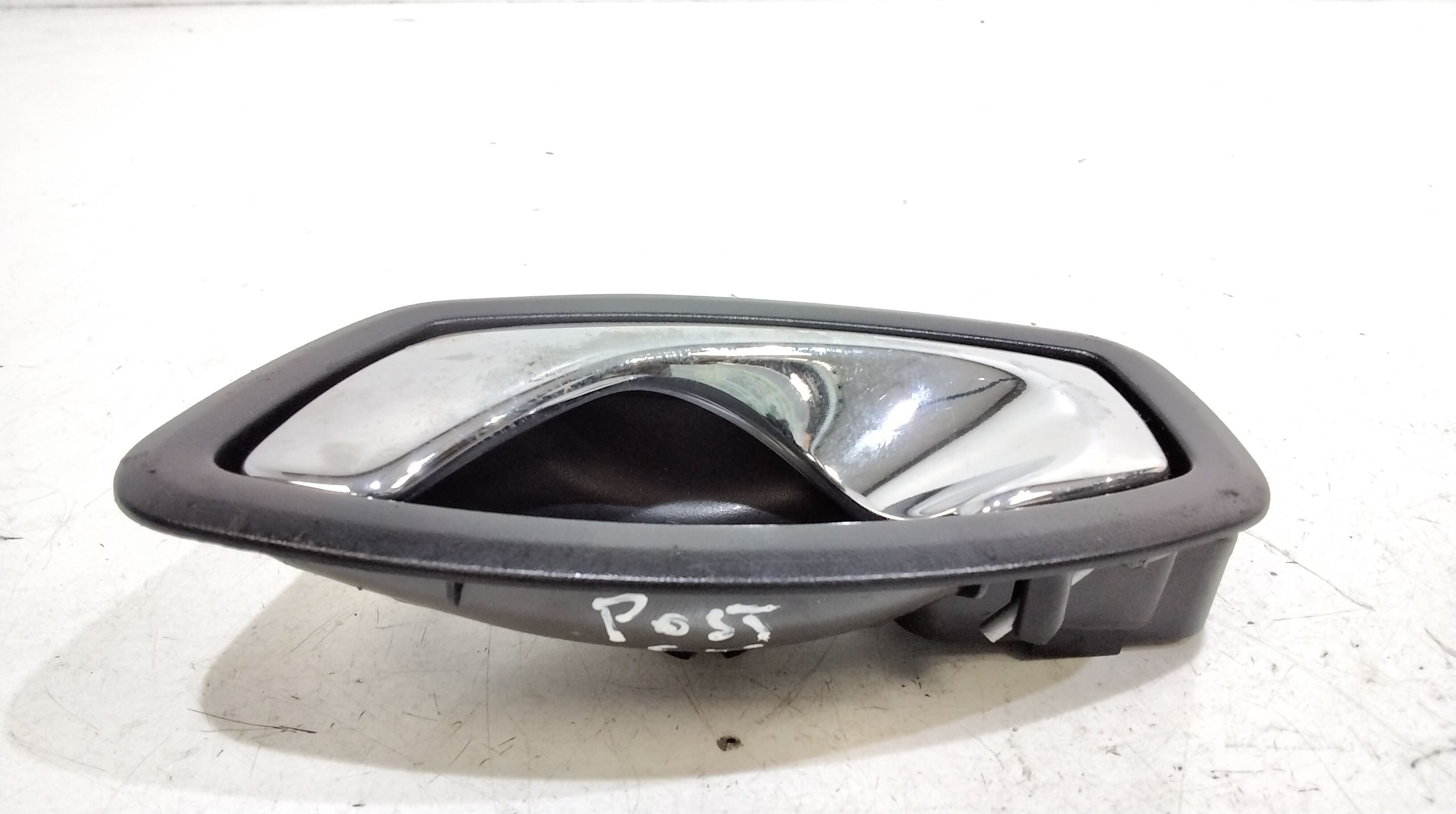 Maniglia interna Posteriore Sinistra RENAULT Clio Serie IV (12>19)