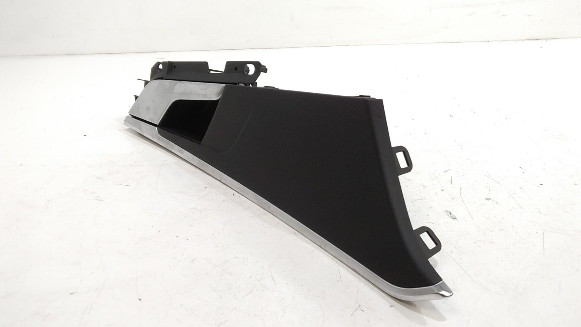 Maniglia interna Anteriore Destra AUDI A4 Avant (8W5)