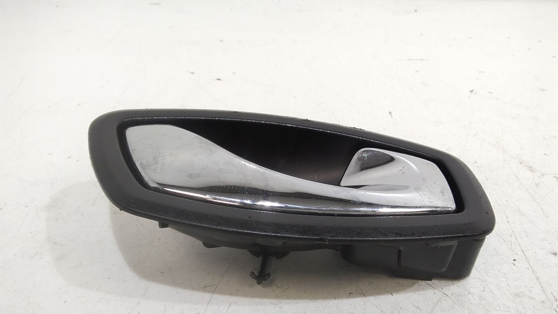 Maniglia interna Anteriore Destra RENAULT Clio Serie IV (12>19)