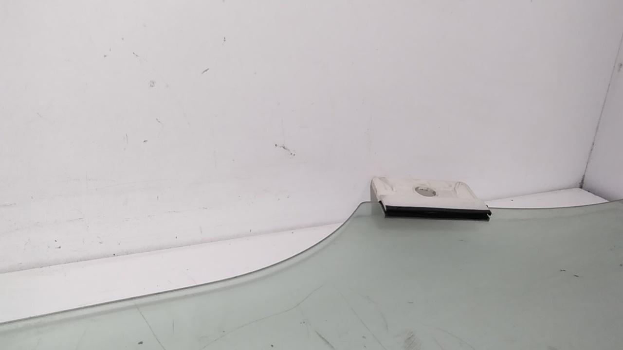 Vetro scendente anteriore destro AUDI A4 Avant (8W5)