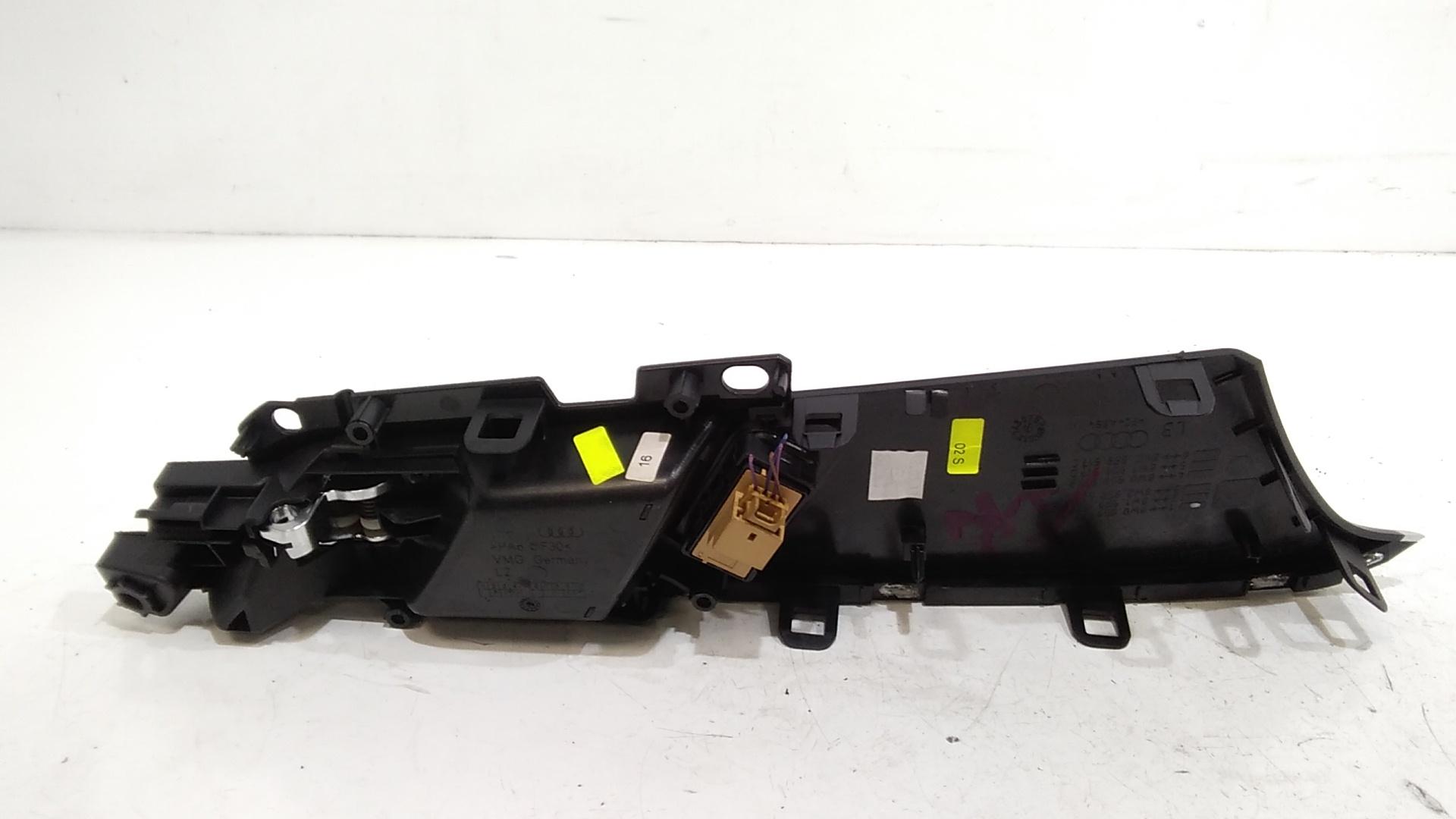 Maniglia interna anteriore Sinistra AUDI A4 Avant (8W5)