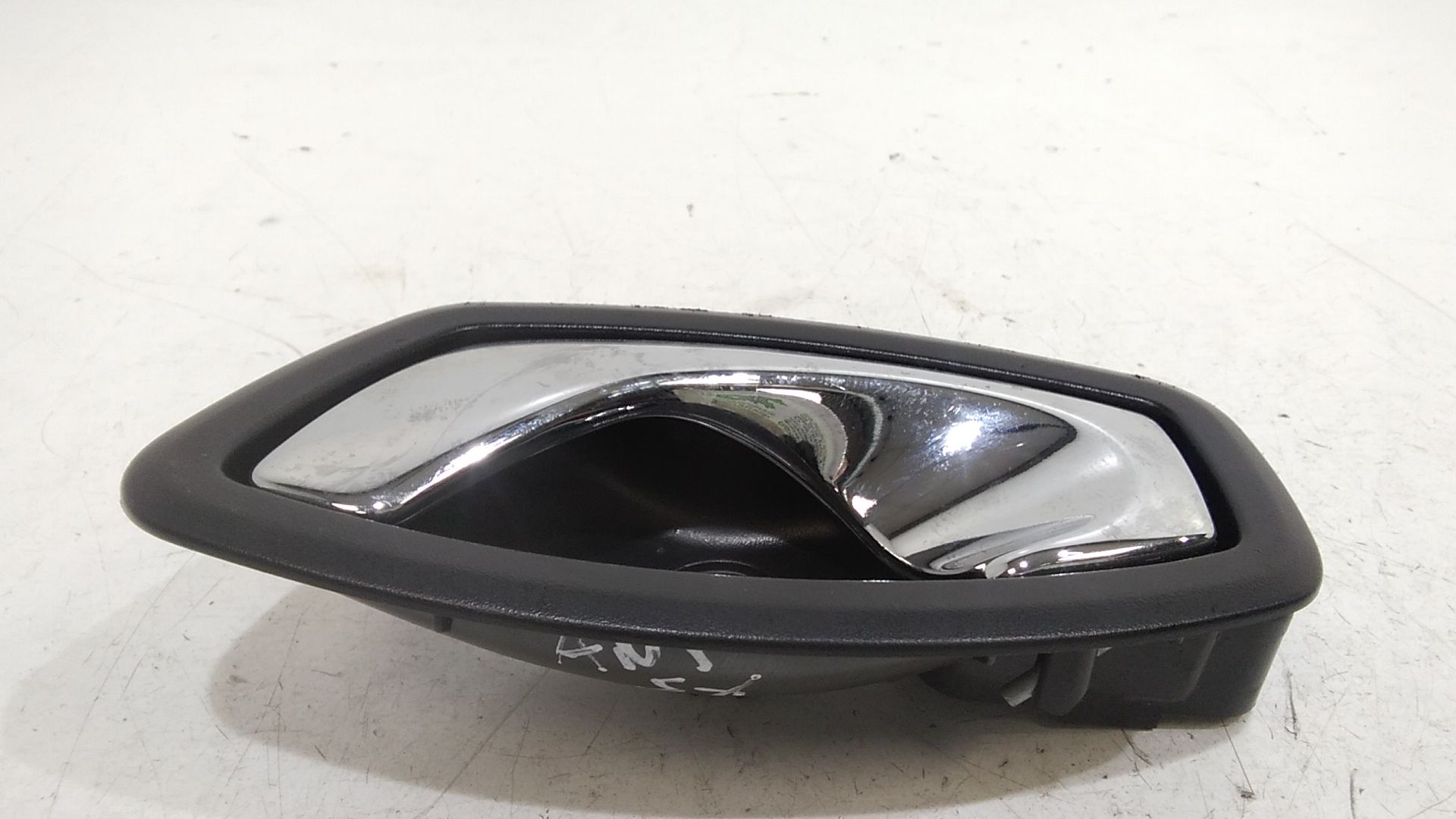 Maniglia interna anteriore Sinistra RENAULT Clio Serie IV (12>19)