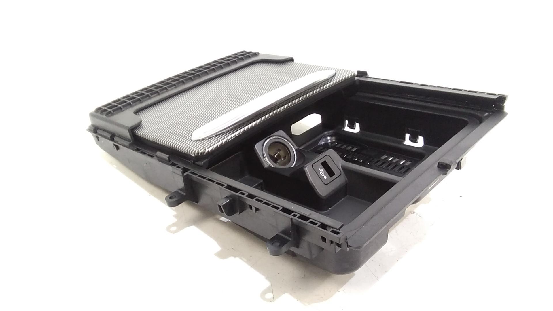 Plastiche interne BMW Z4 Serie G29 (18>)