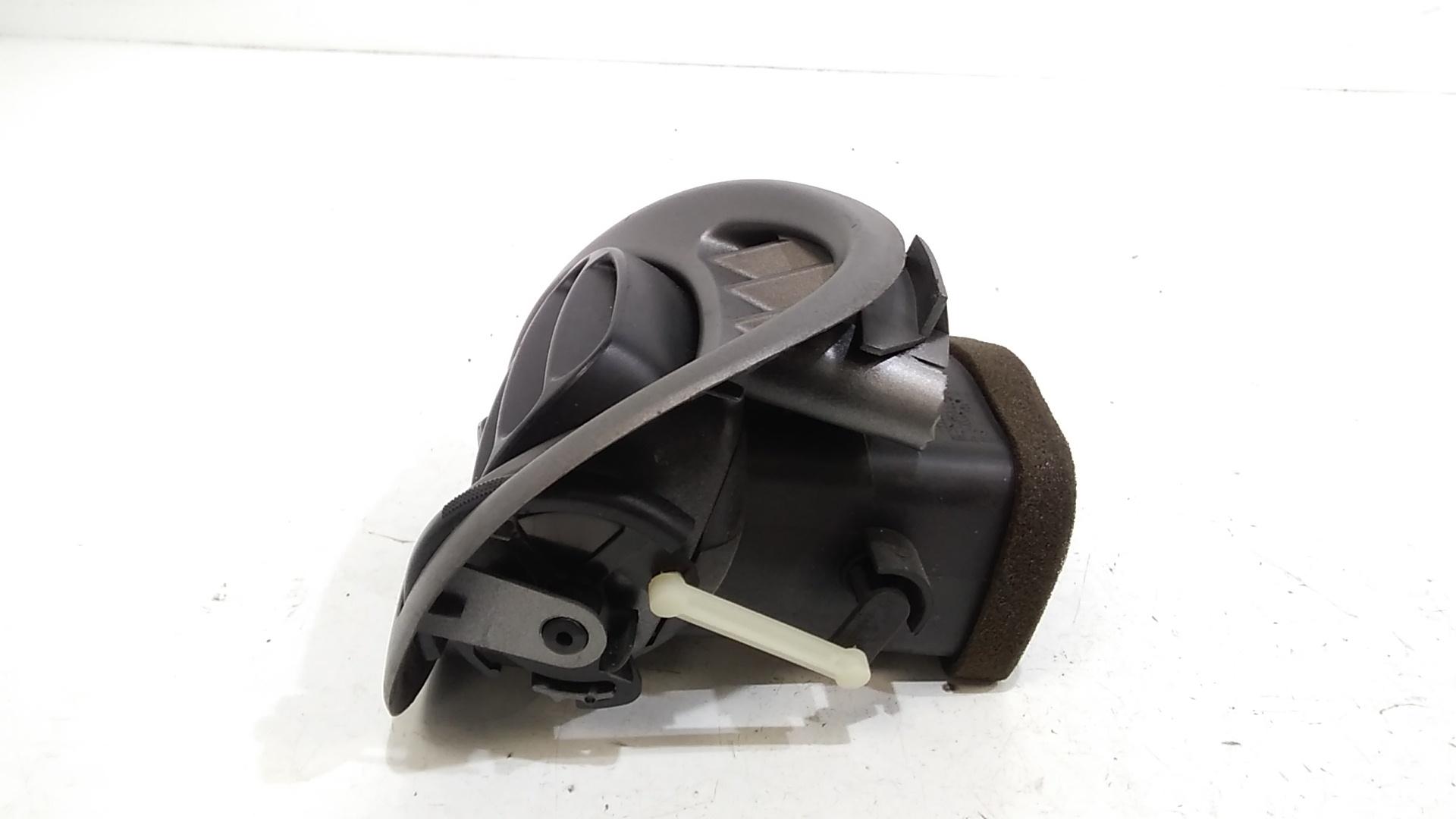 Bocchetta aria cruscotto lato guida CITROEN Xsara Picasso 1 Serie