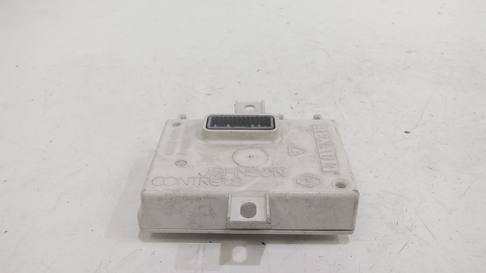 Centralina autoradio RENAULT Clio Serie (08>15)