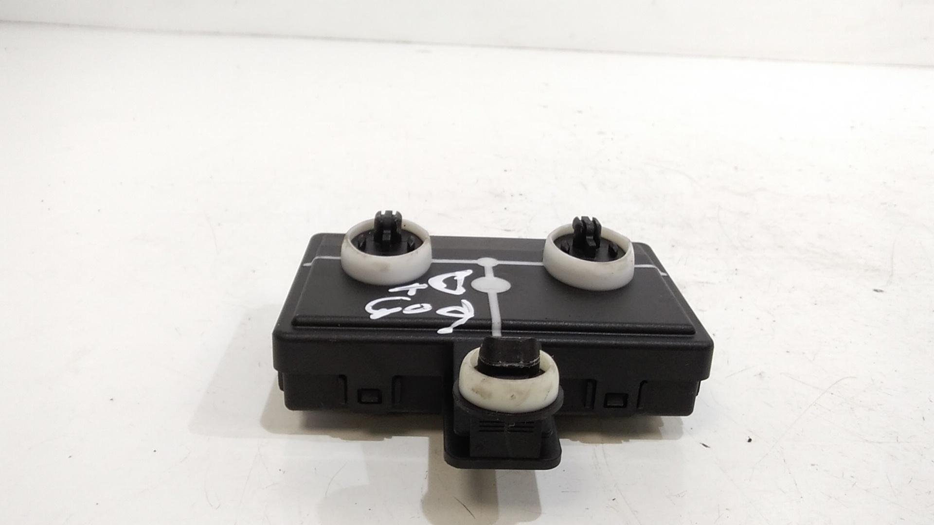 Centralina porta posteriore dx AUDI A4 Avant (8W5)