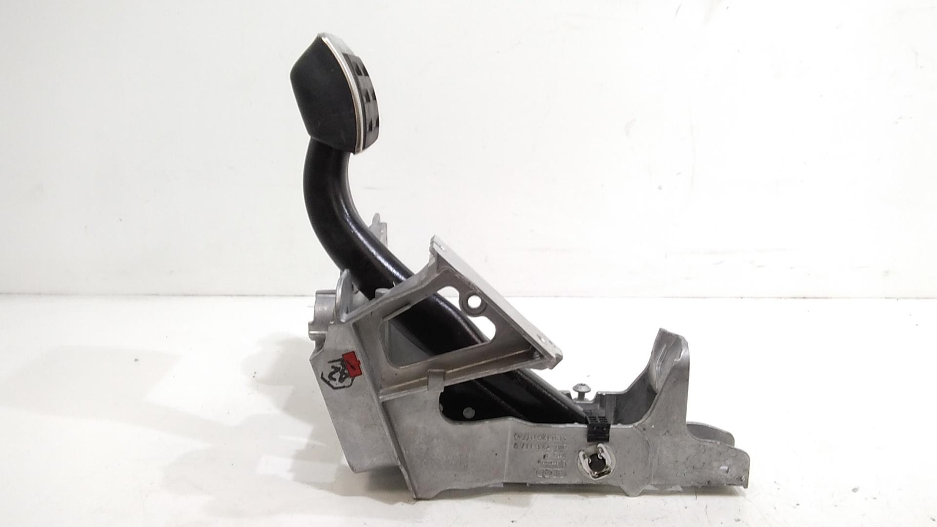 Pedale Freno per cambio automatico AUDI A4 Avant (8W5)