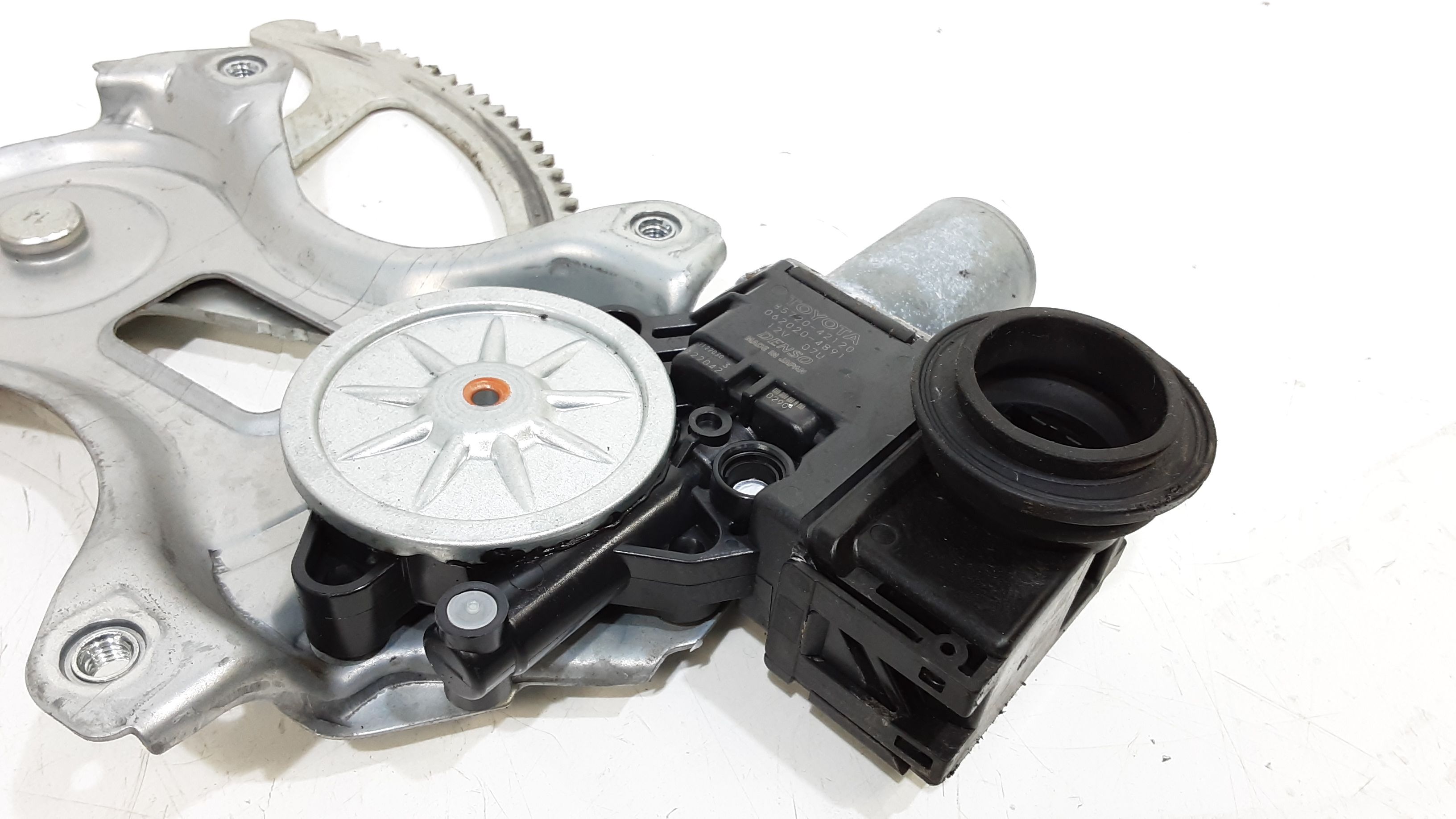 Cremagliera anteriore sinistra Guida TOYOTA Rav4 Serie (18>)