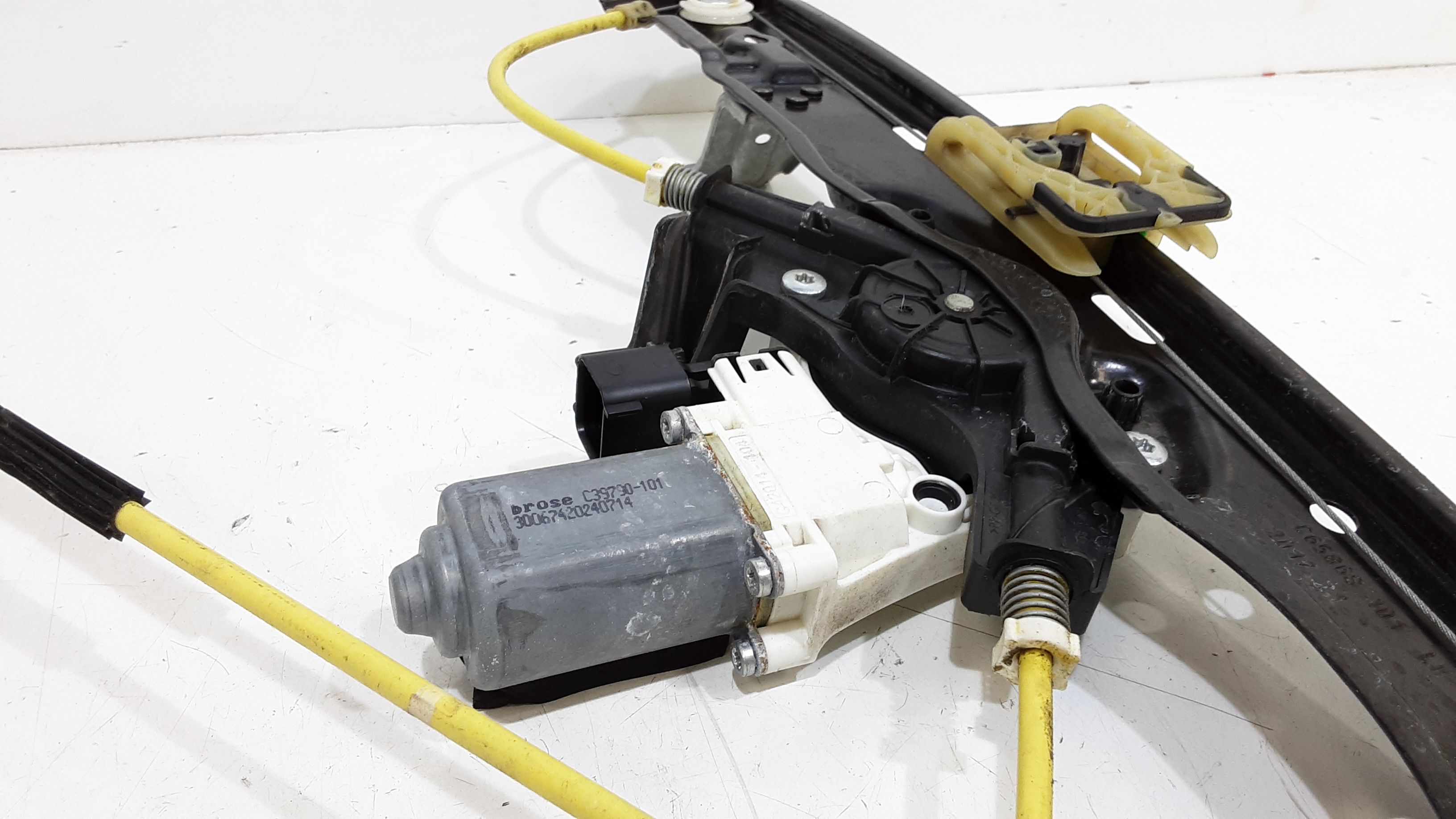 Cremagliera anteriore sinistra Guida LAND ROVER Range Rover Velar (17>)