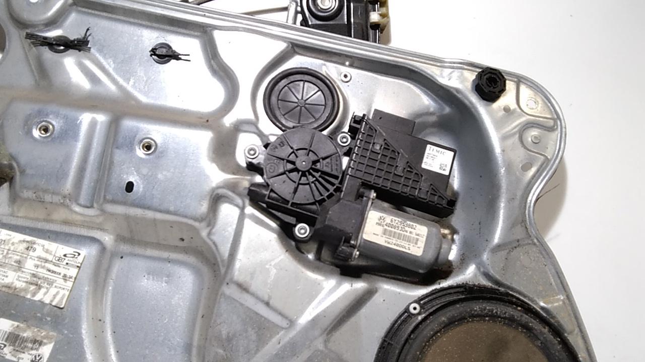 Cremagliera anteriore sinistra Guida VOLKSWAGEN Polo 4 Serie