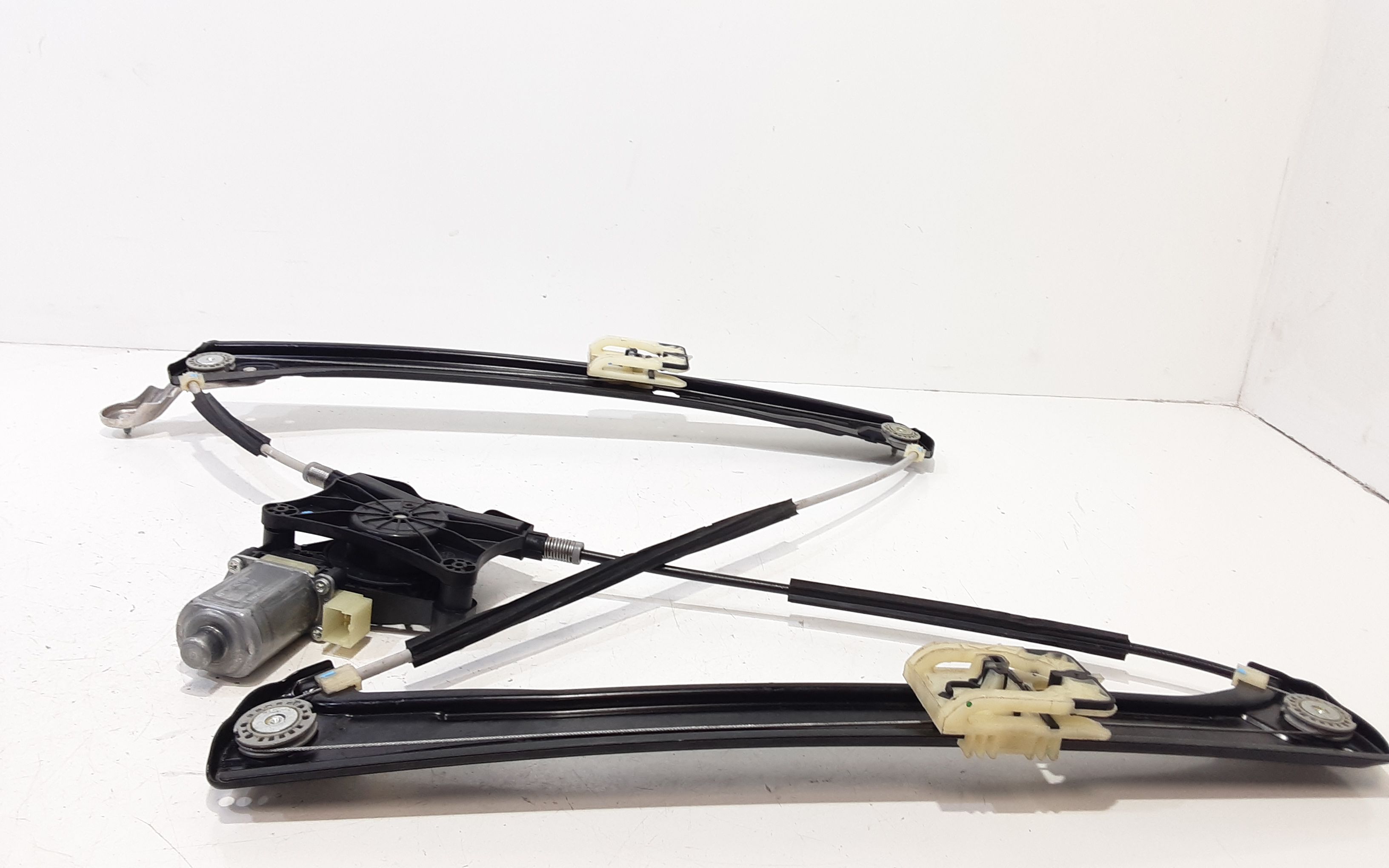 Cremagliera anteriore sinistra Guida VOLKSWAGEN Tiguan Serie