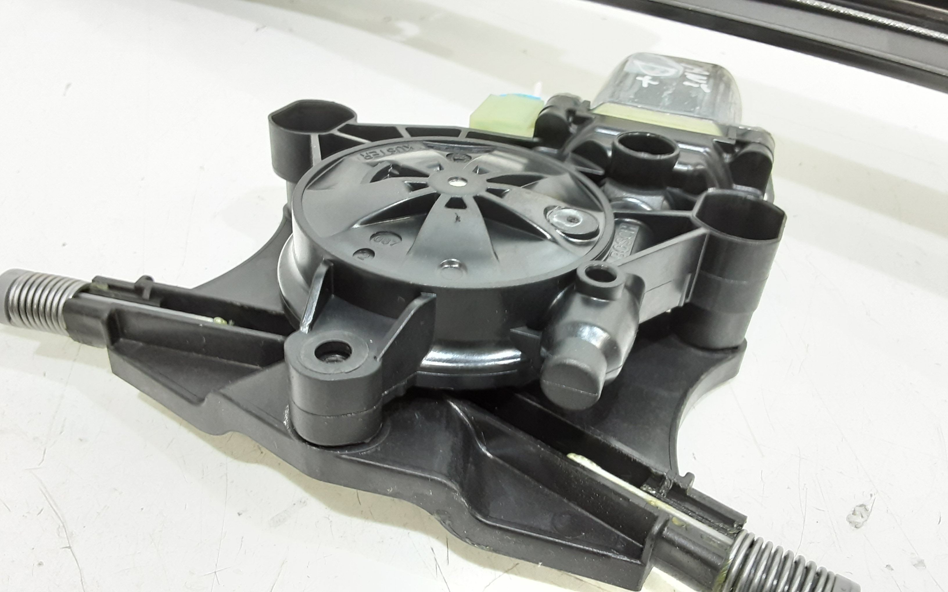 Cremagliera anteriore destra passeggero VOLKSWAGEN Tiguan Serie