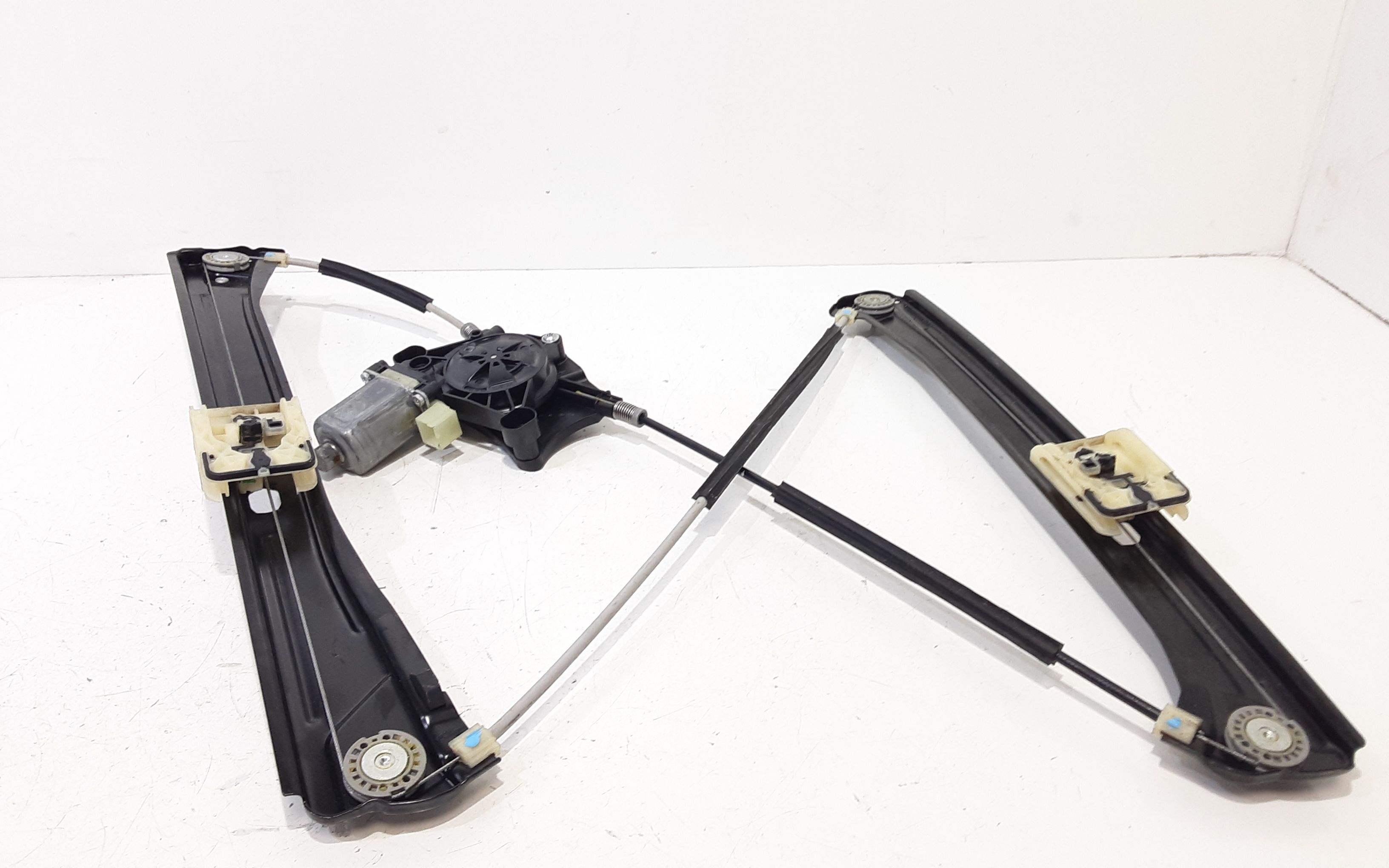 Cremagliera anteriore destra passeggero VOLKSWAGEN Tiguan Serie