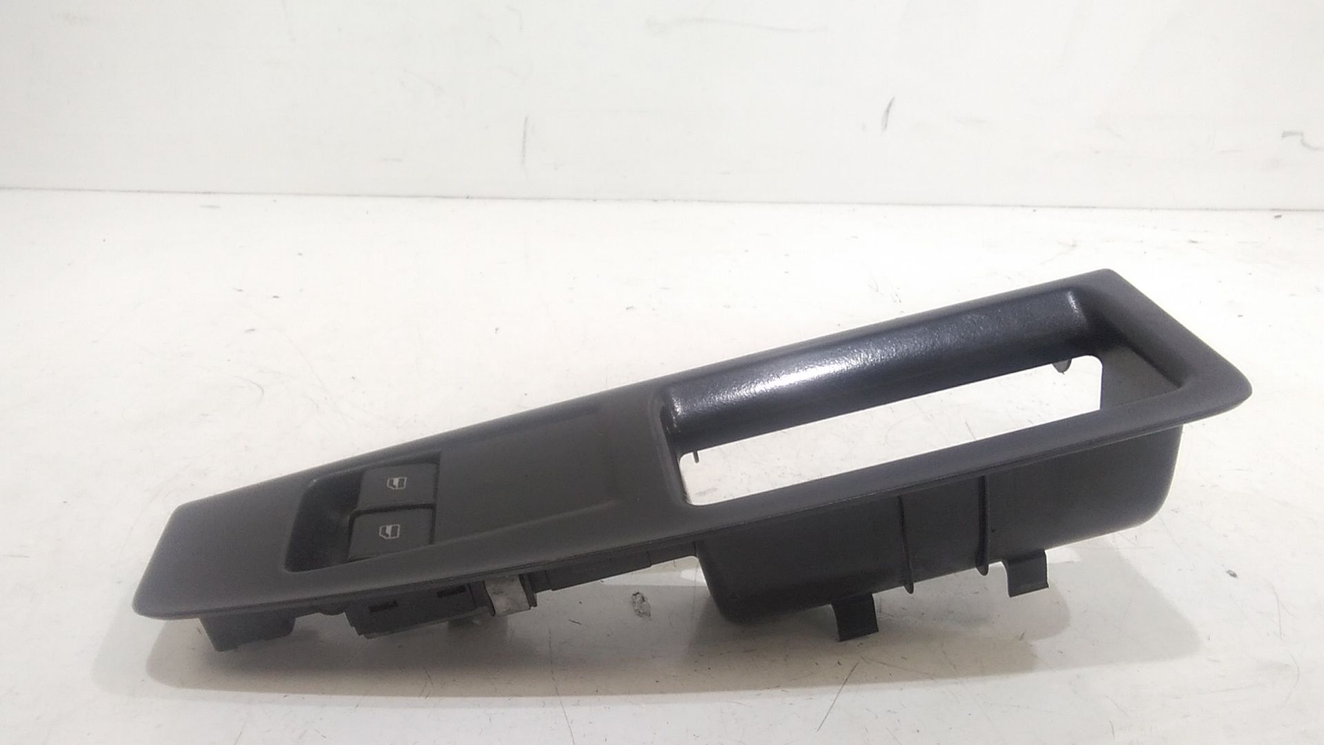 Pulsantiera anteriore sinistra Guida VOLKSWAGEN Polo 4 Serie