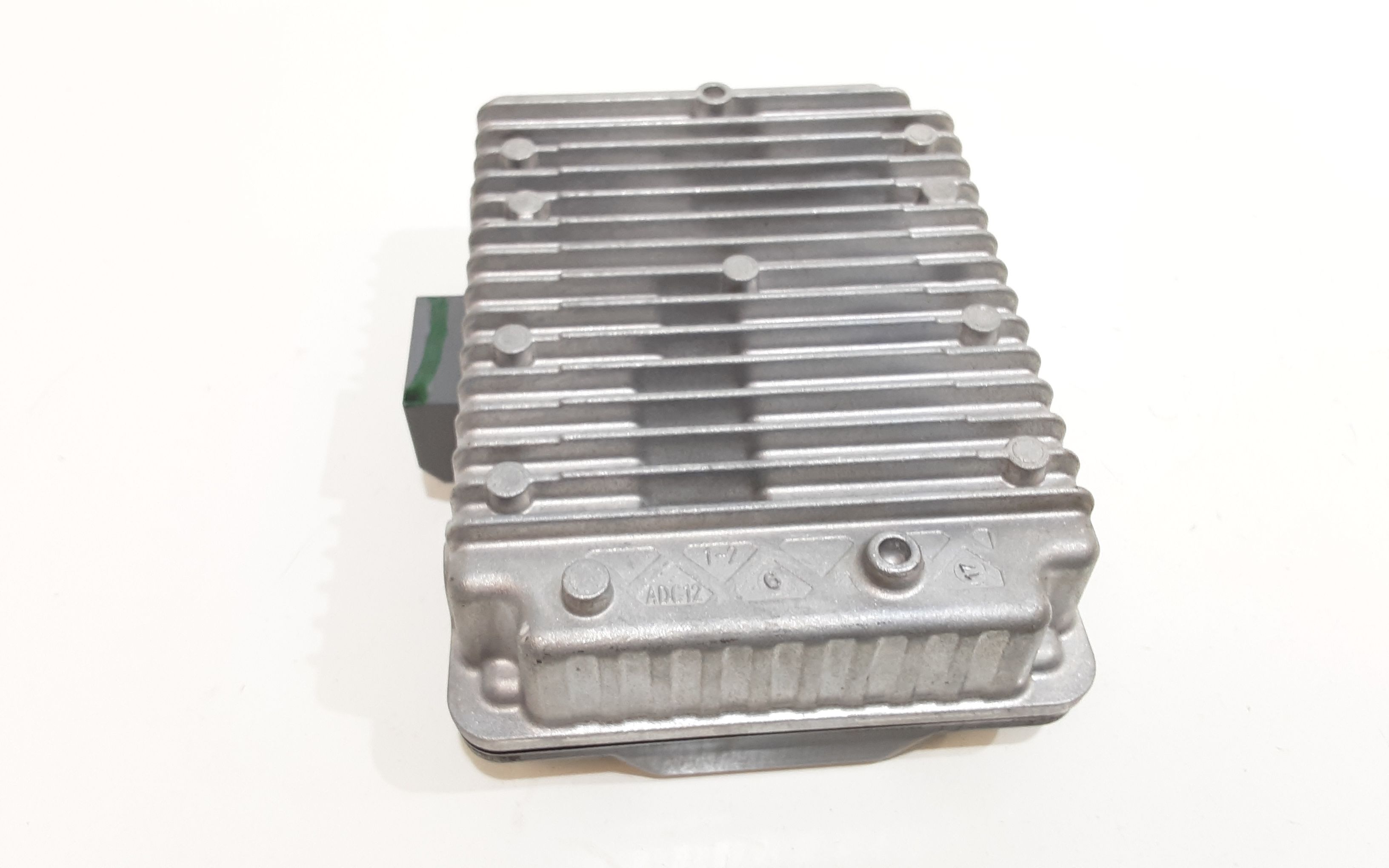 Presa di alimentazione ausiliaria (inverter) da 230 V JEEP Compass Serie