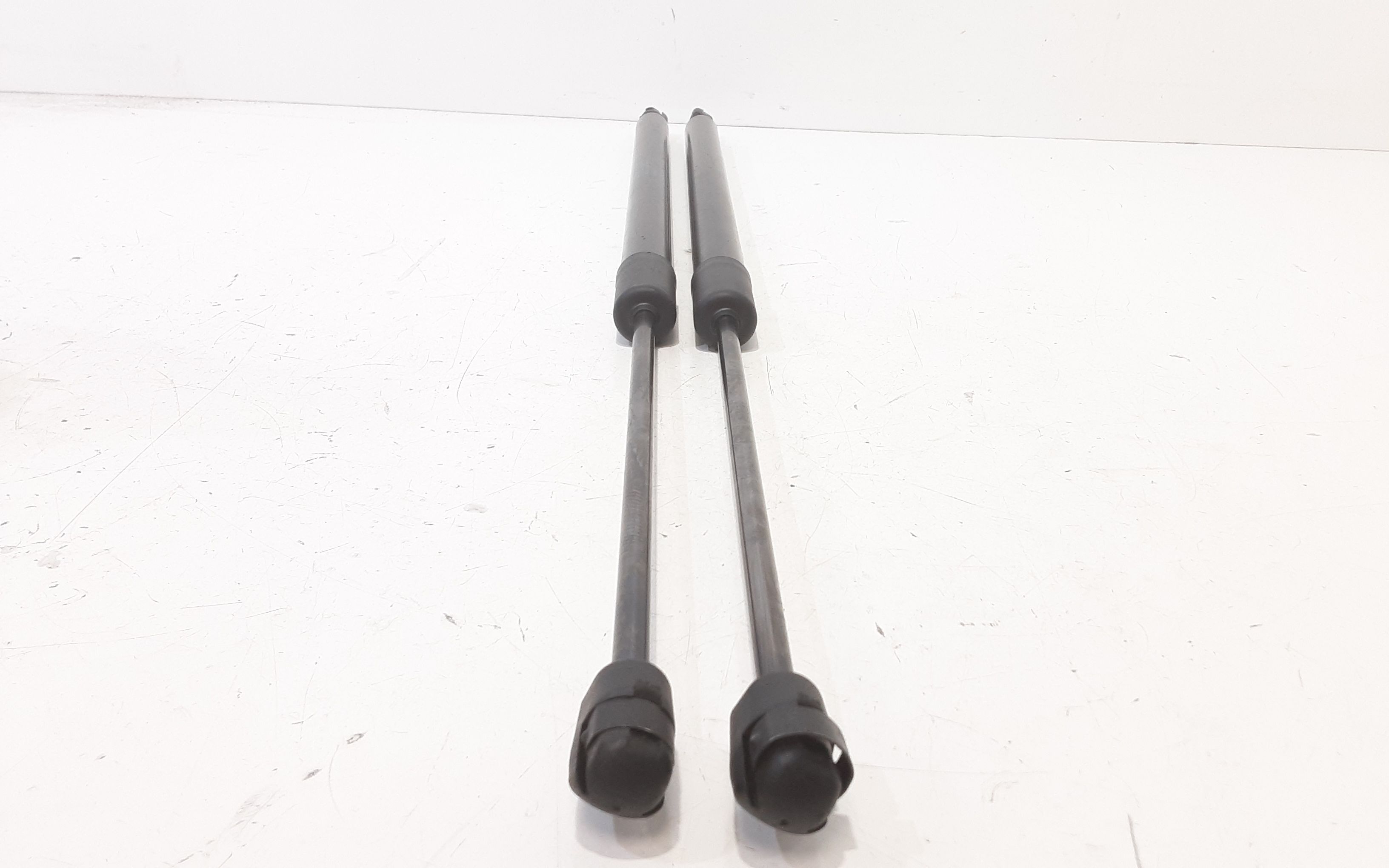 Pistoncini cofano Post. VOLKSWAGEN Tiguan Serie