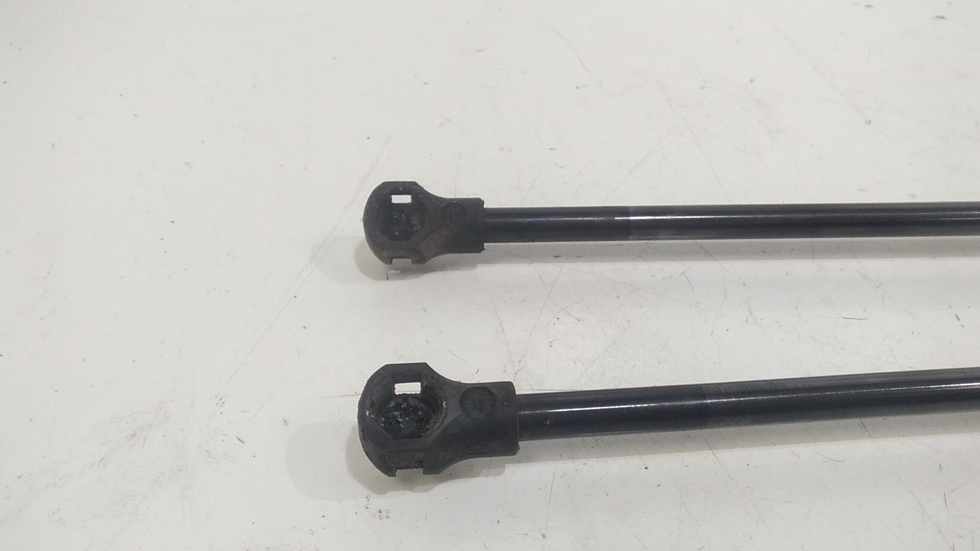 Pistoncini cofano Post. CITROEN C3 Serie