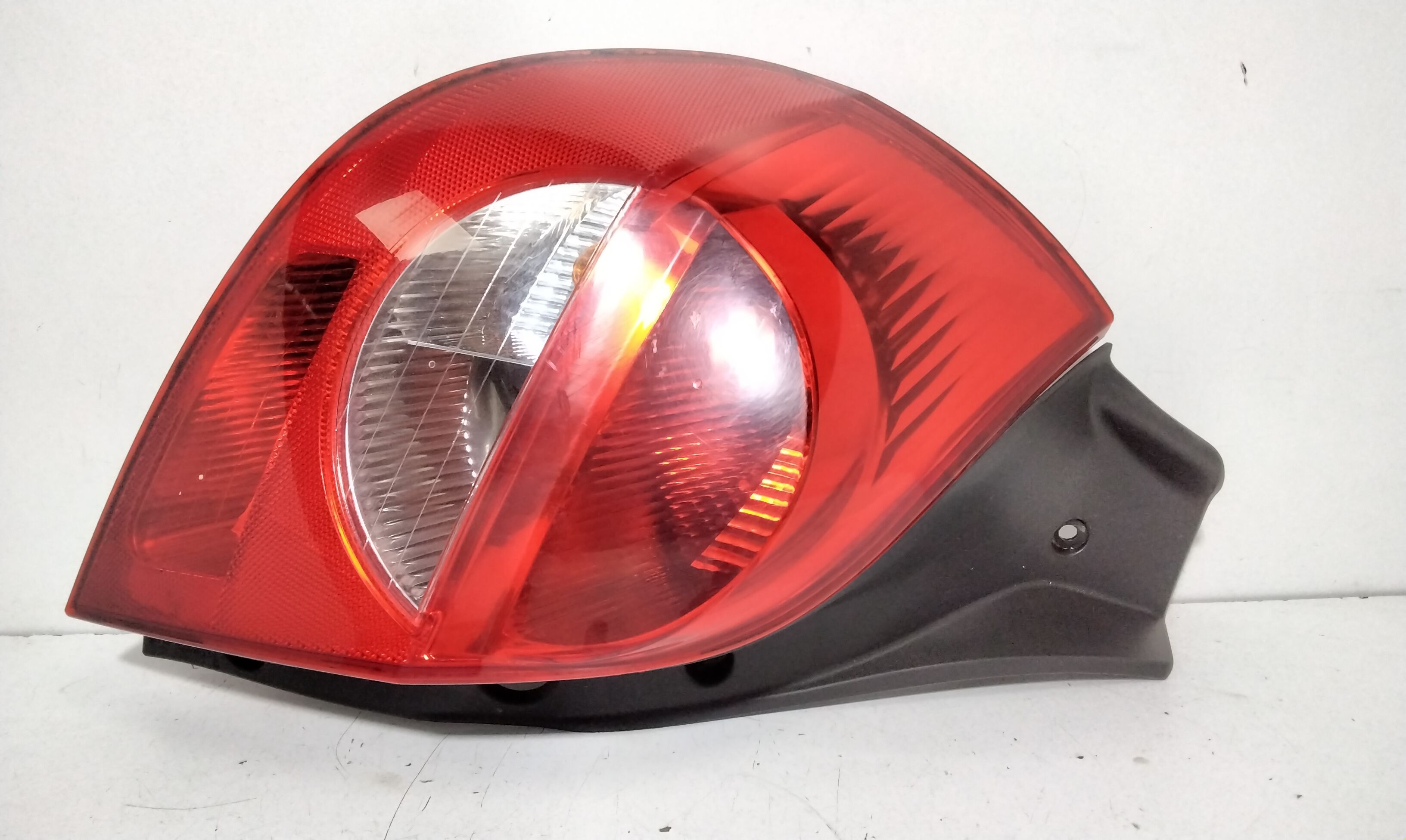 Stop fanale Posteriore sinistro lato Guida RENAULT Clio Serie (04>08)