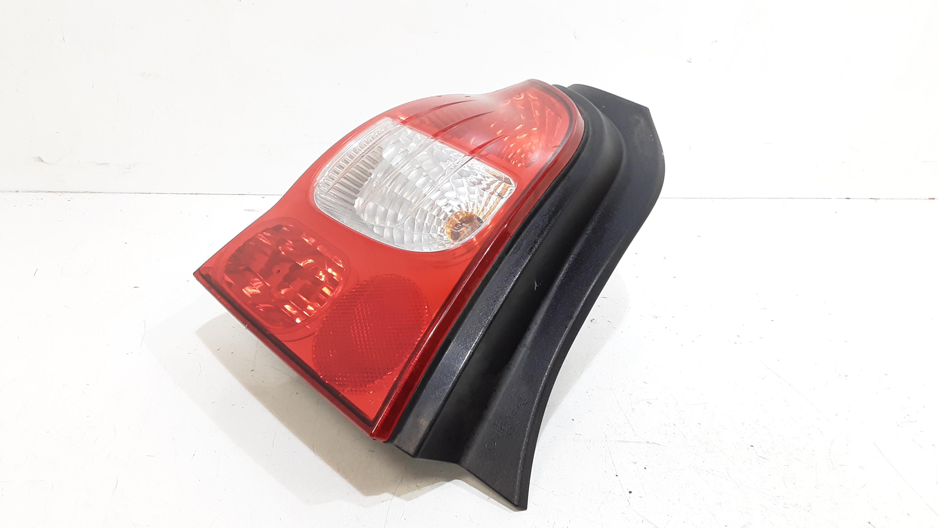 Stop fanale Posteriore sinistro lato Guida RENAULT Twingo II serie  (07>14)
