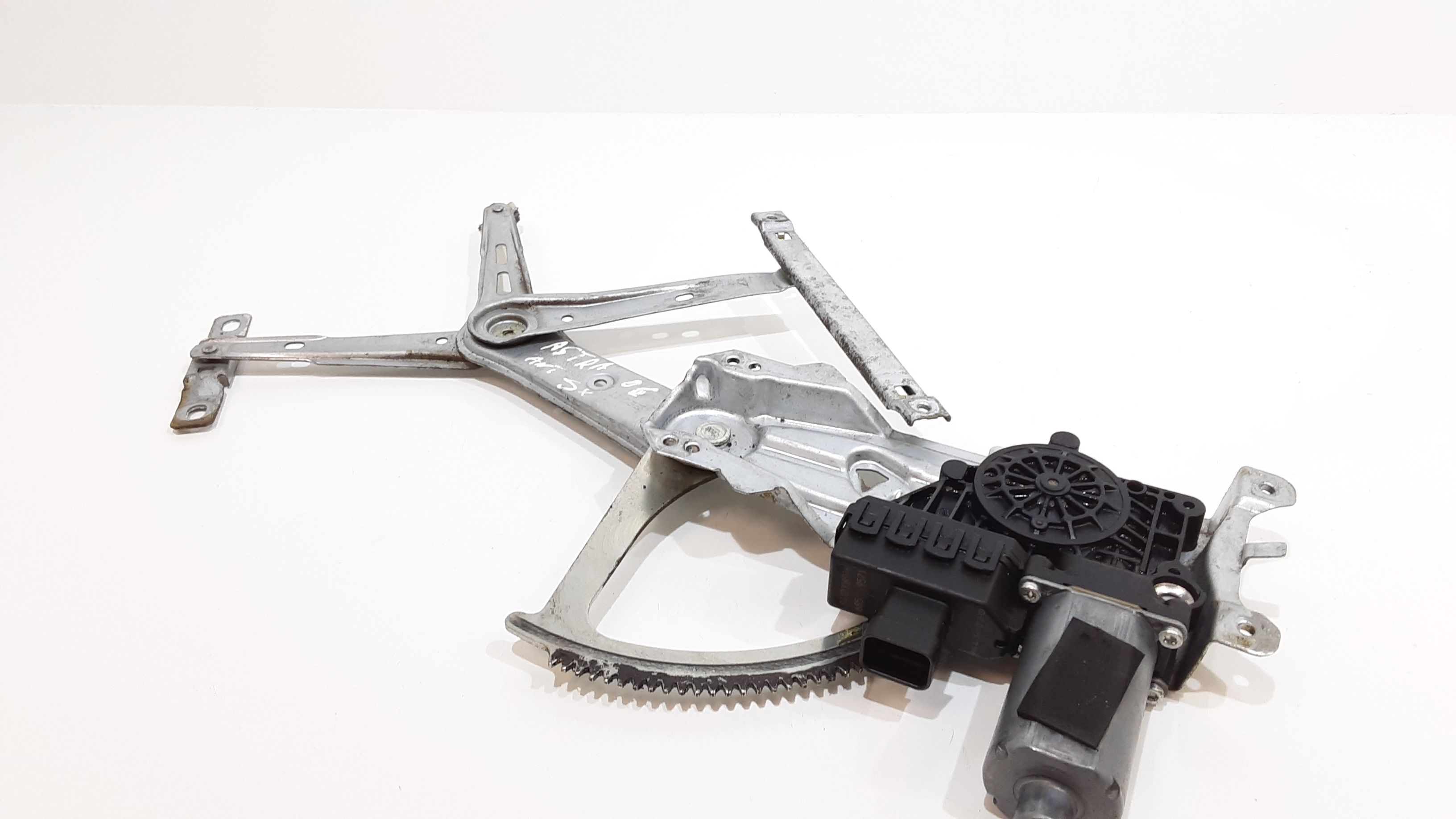 Cremagliera anteriore sinistra Guida OPEL Astra H Berlina