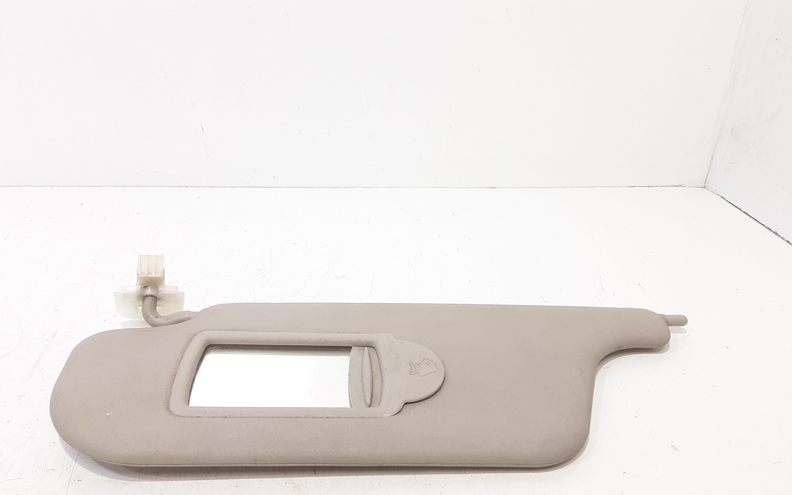 Parasole aletta anteriore Lato Guida RENAULT Clio Serie (08>15)