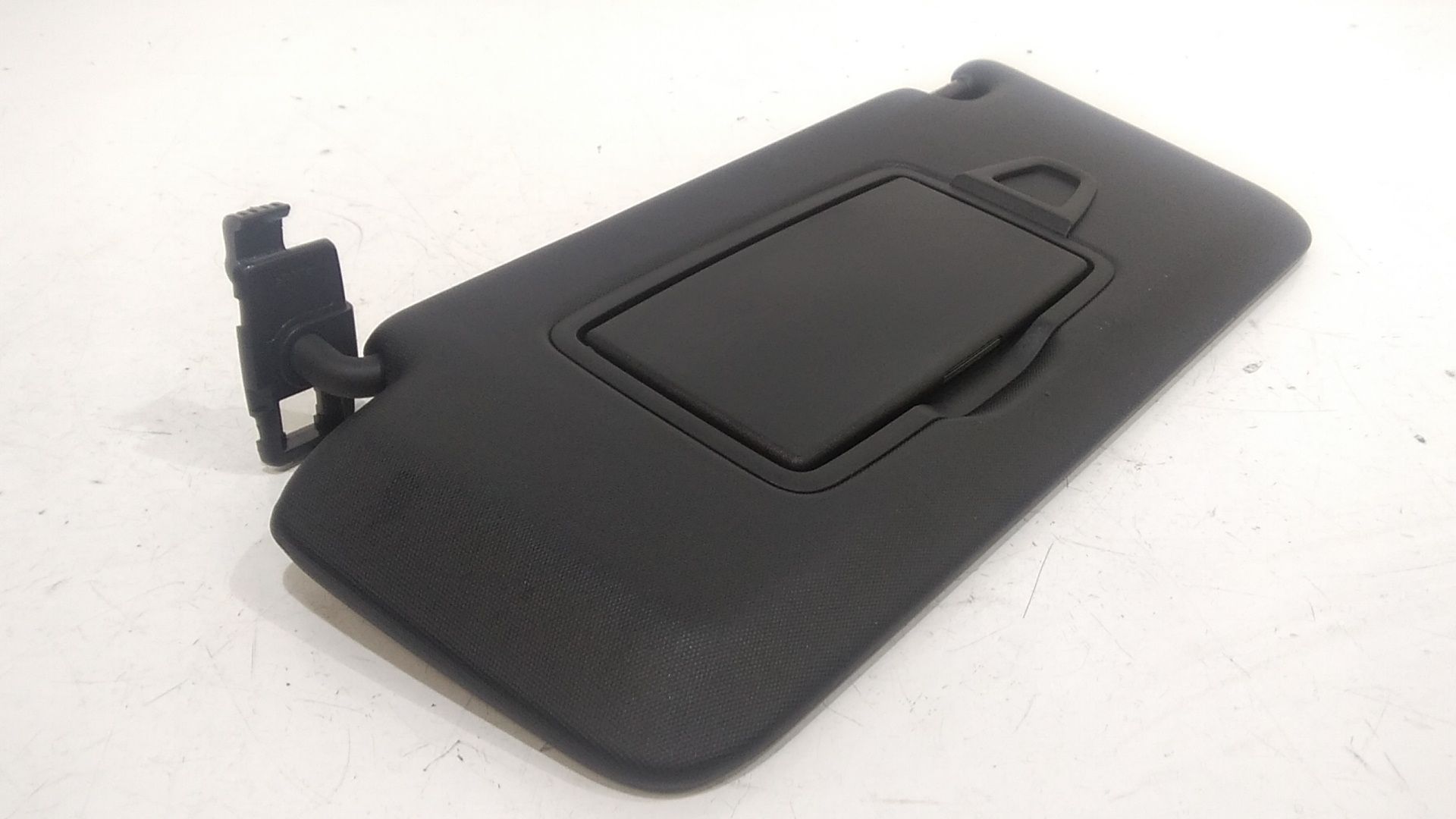 Parasole aletta anteriore Lato Guida MERCEDES CLA Coup (C118) (19>)